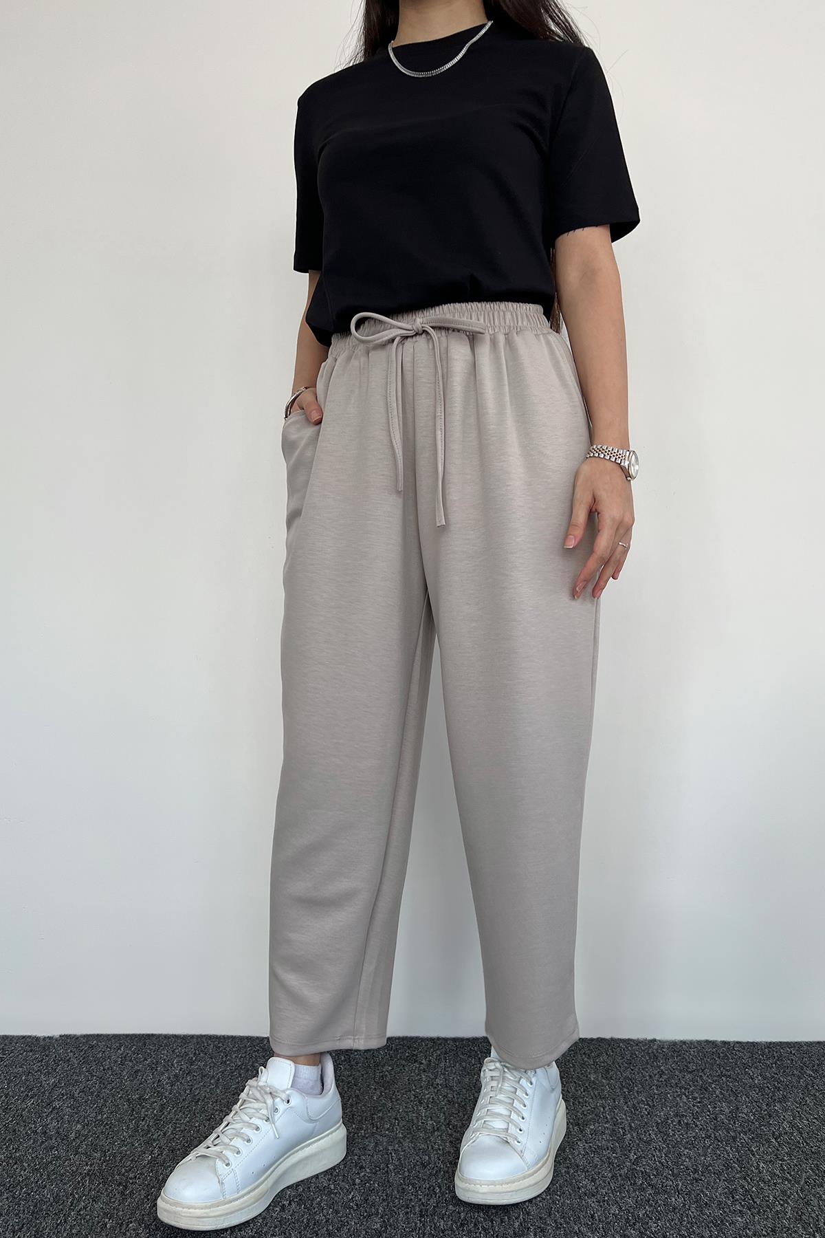 COMFY HAVUÇ KESİM BELİ LASTİKLİ EŞOFMAN ALTI BEJ