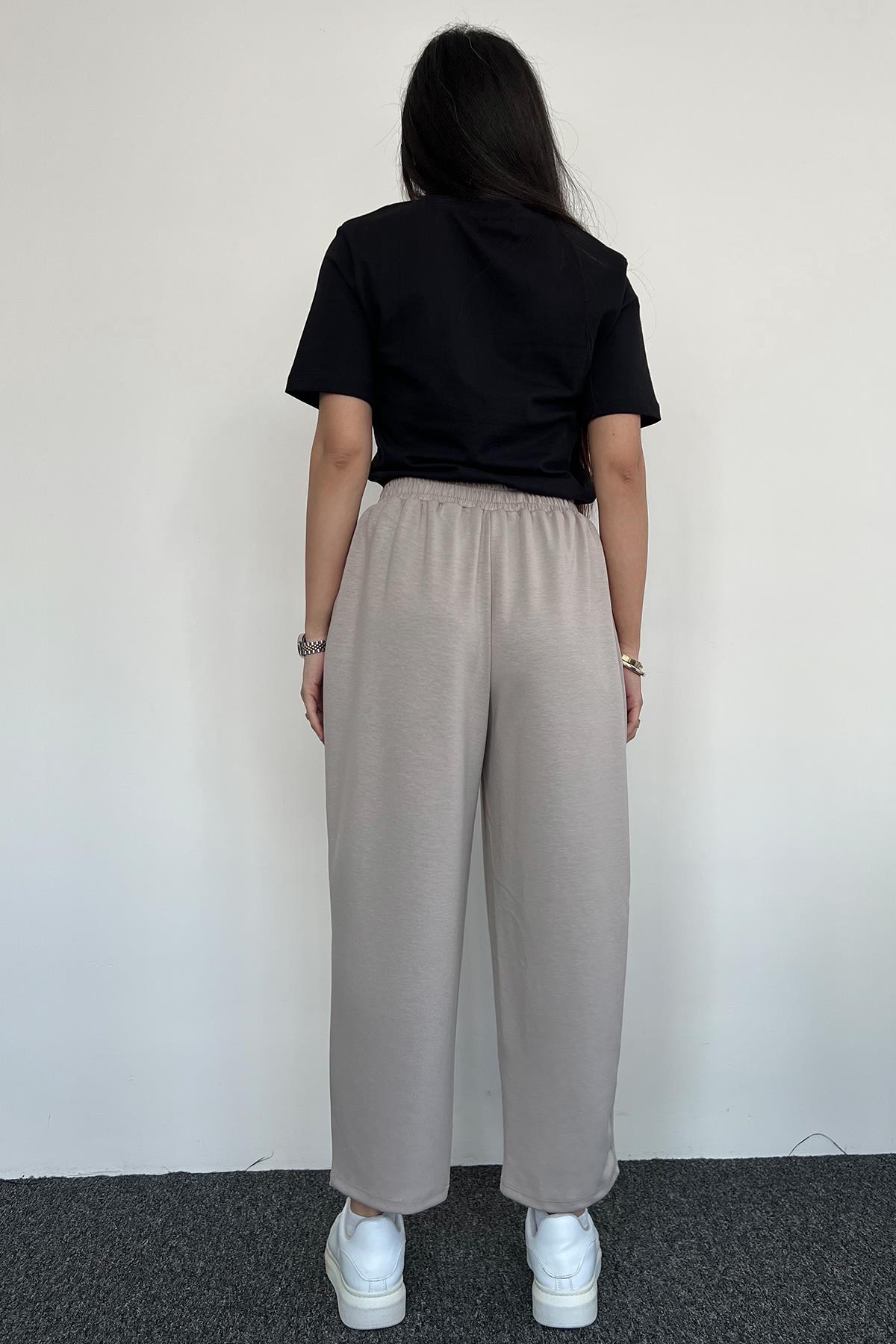 COMFY HAVUÇ KESİM BELİ LASTİKLİ EŞOFMAN ALTI BEJ