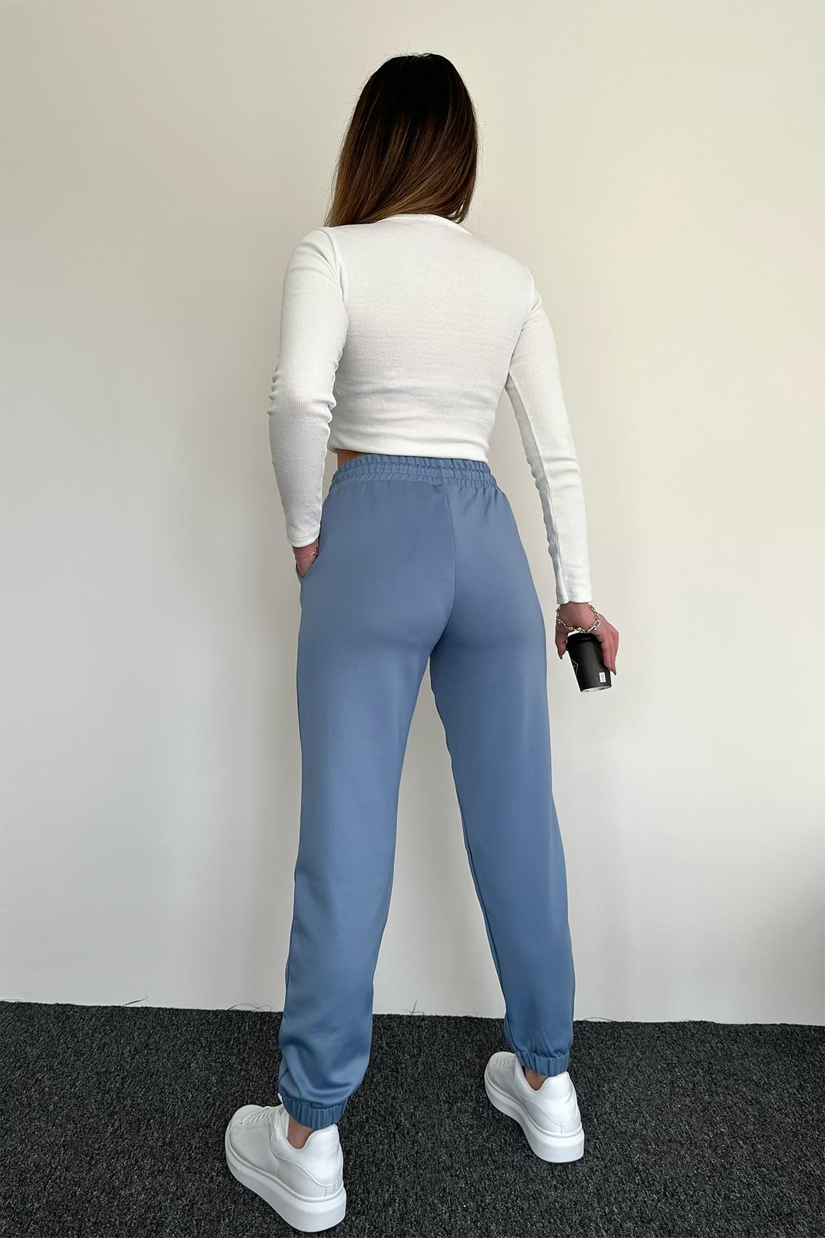 Спортивные штаны