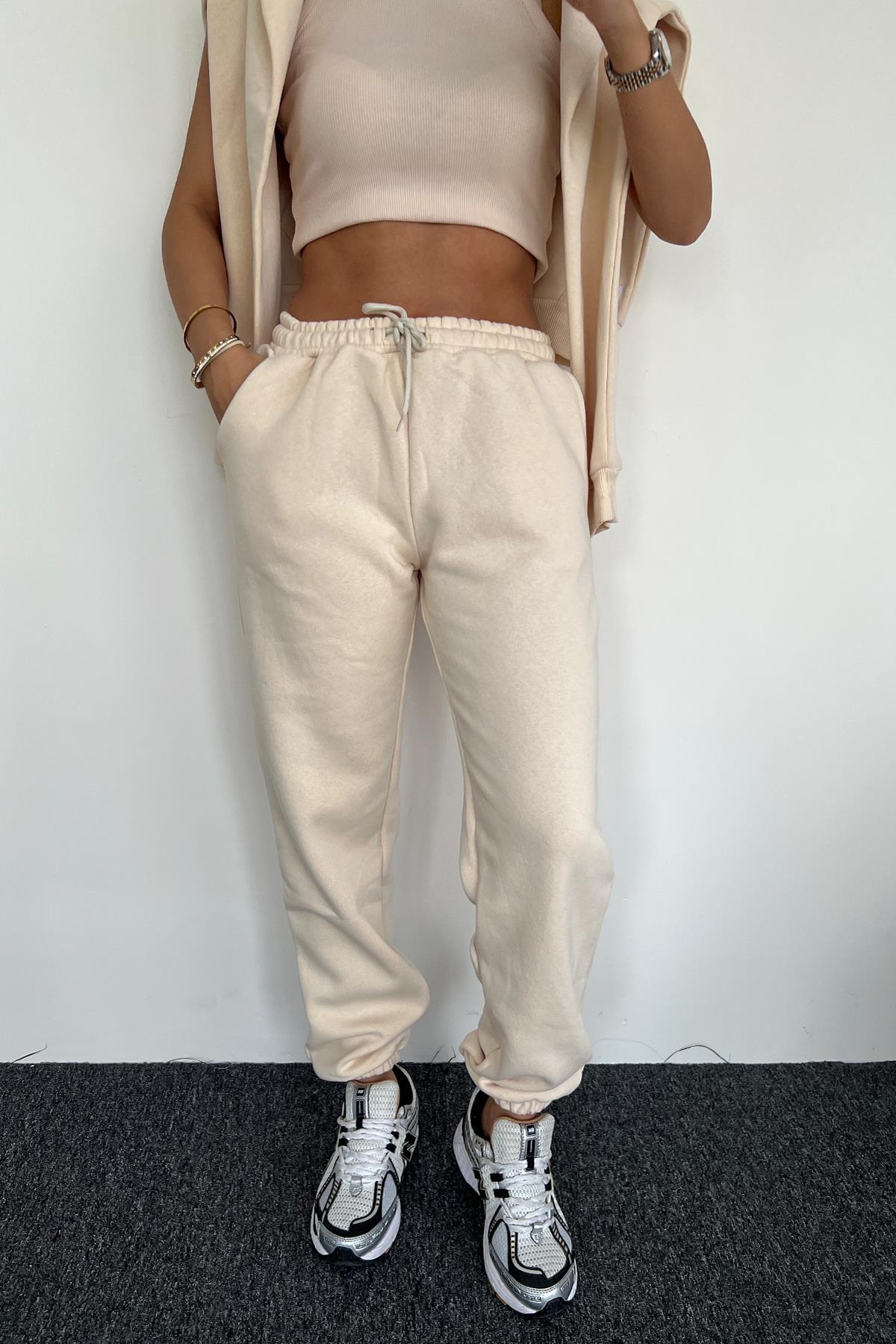FLEECE TRACKPANTS WITH ELASTIC CLOTH