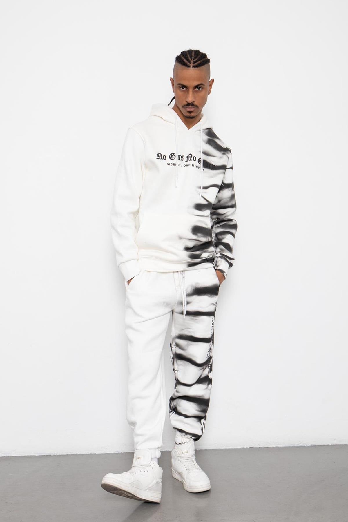 KEIN GLORY-TRAININGSANZUG