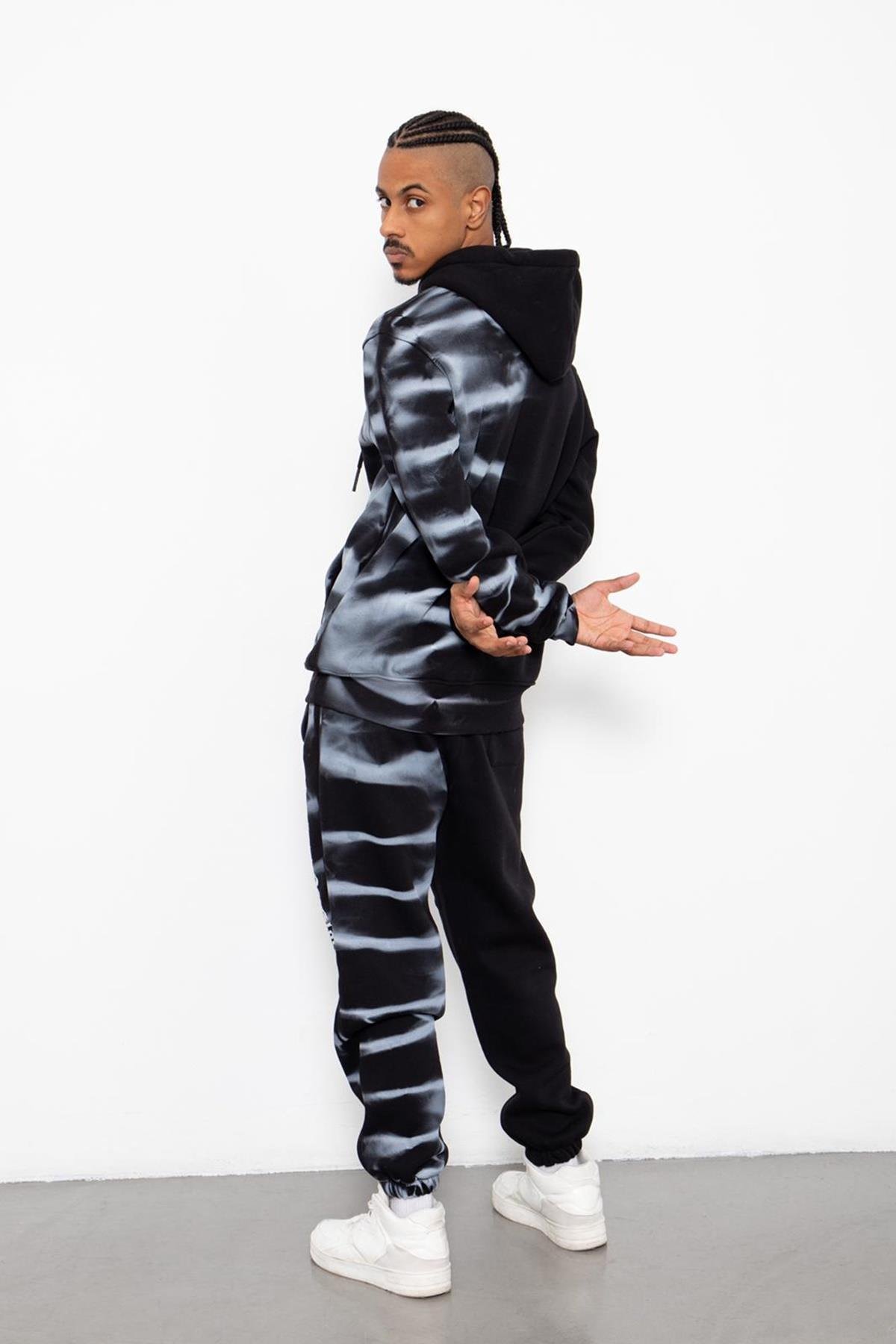 СПОРТИВНЫЙ КОСТЮМ NO GLORY