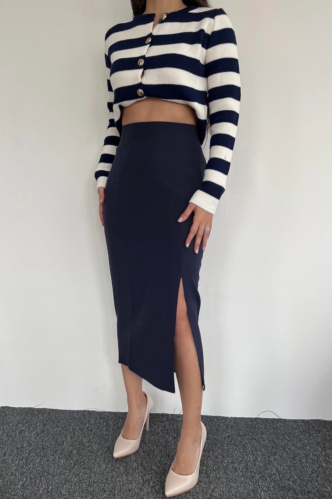 KUMAŞ ETEĞİ YIRTMAÇLI ETEK LACİVERT