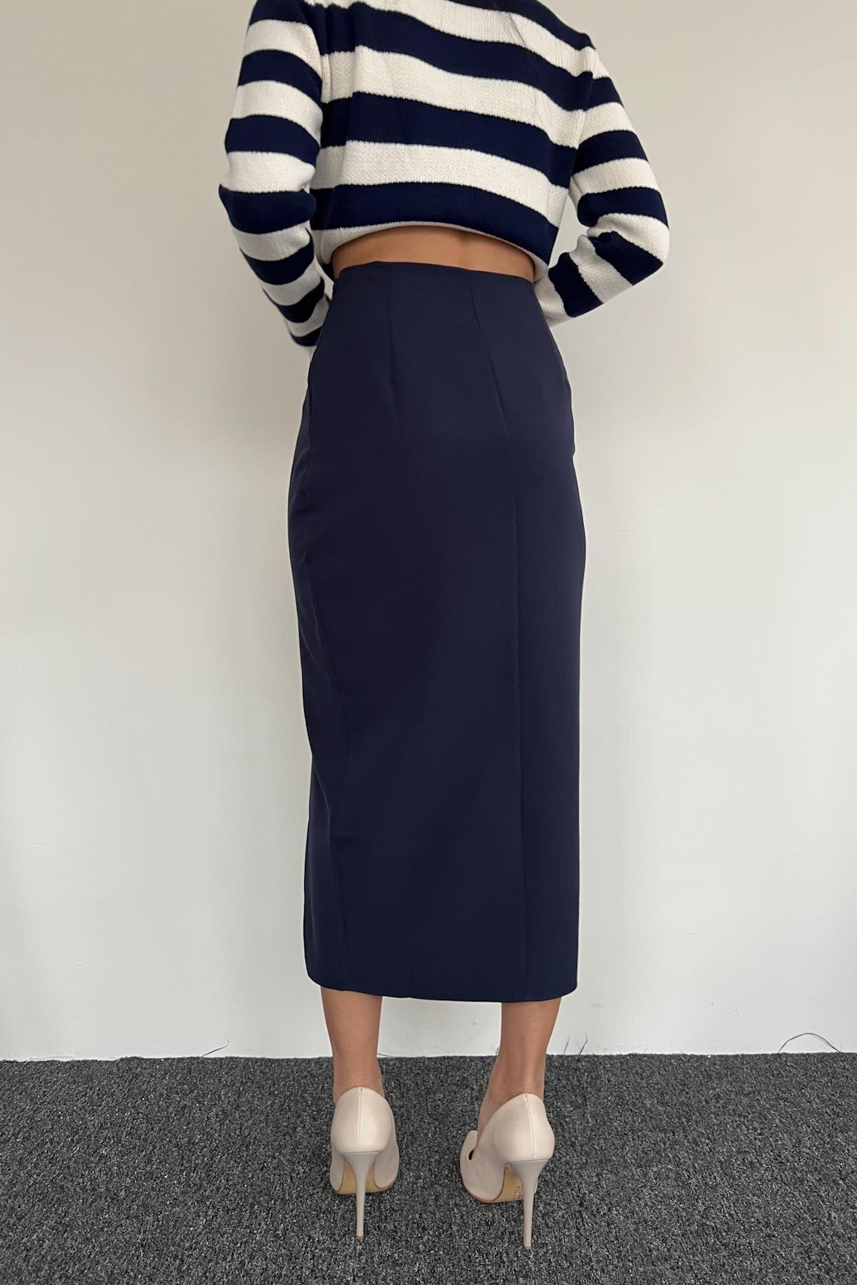 KUMAŞ ETEĞİ YIRTMAÇLI ETEK LACİVERT