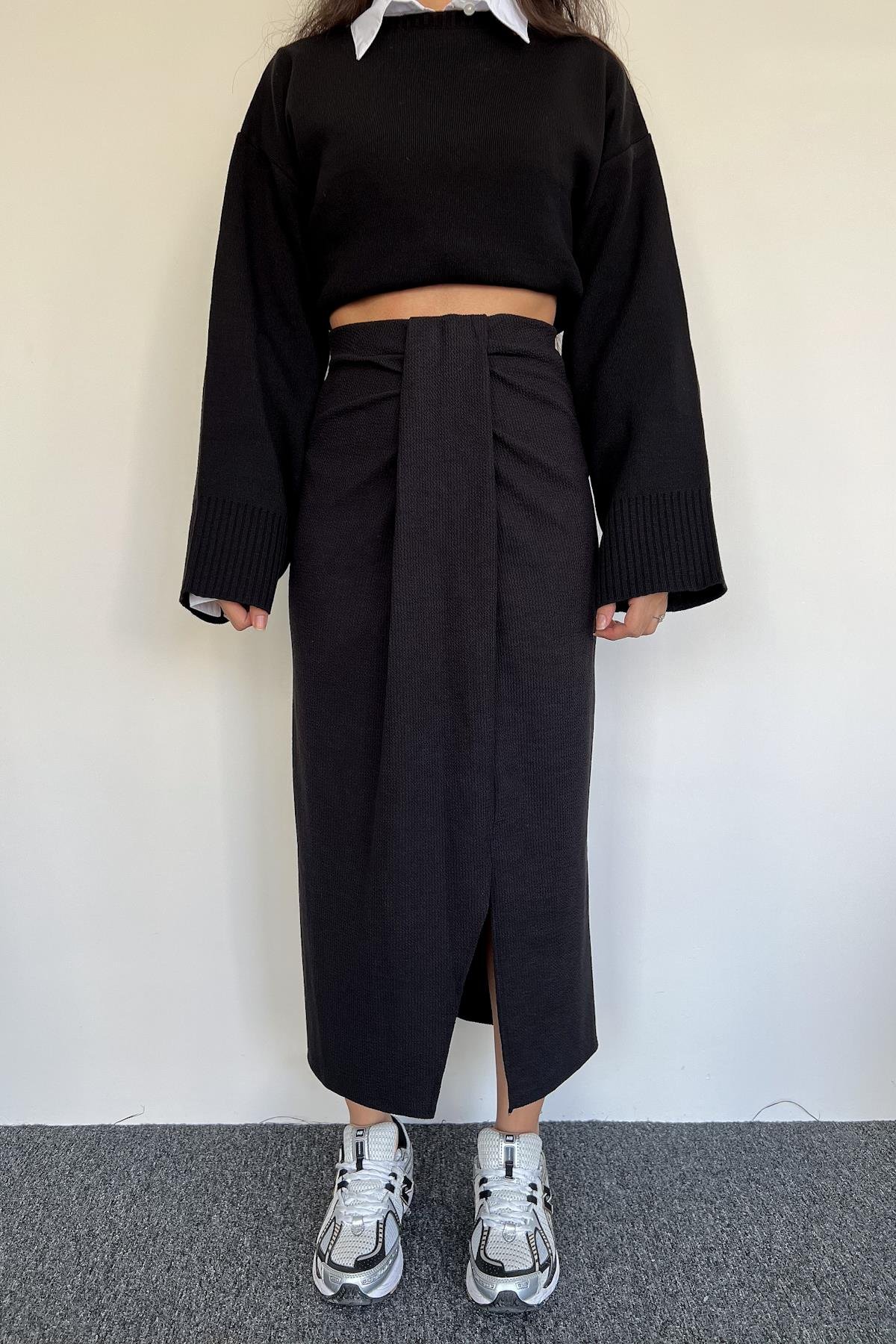 ЮБКА С РАЗДЕЛОМ ПЕРЕД, РАЗМЕР МИДИ