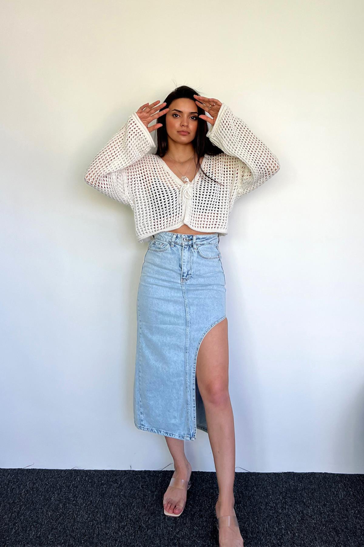 SIDE SPLIT MIDI DENIM SKIRT