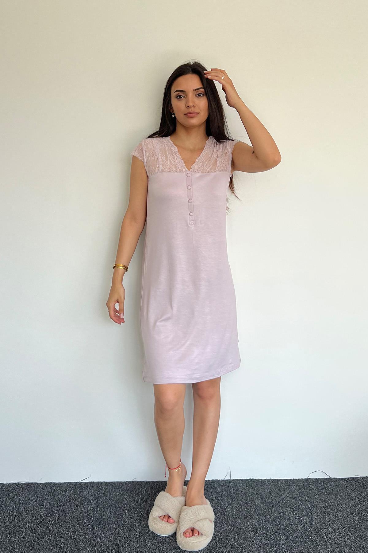 Kolu Omzu ve Yakası Dantelli Önü Düğmeli Gecelik VİZON