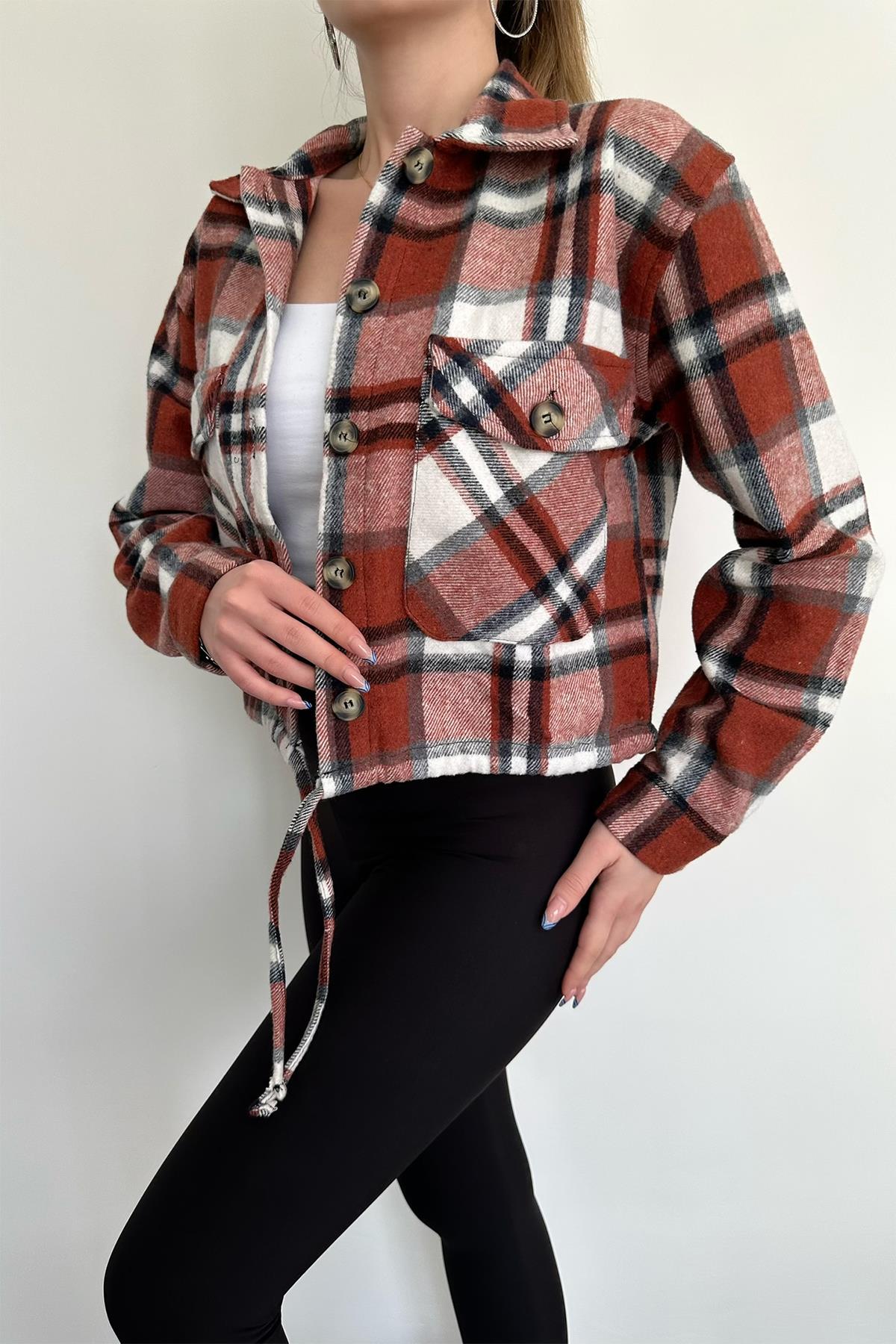 РЕГУЛИРУЕМАЯ ПОЯСНАЯ РУБАШКА