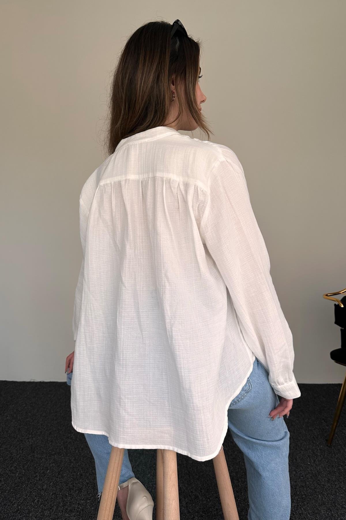 LEINENHEMD MIT RICHTERKRAGEN