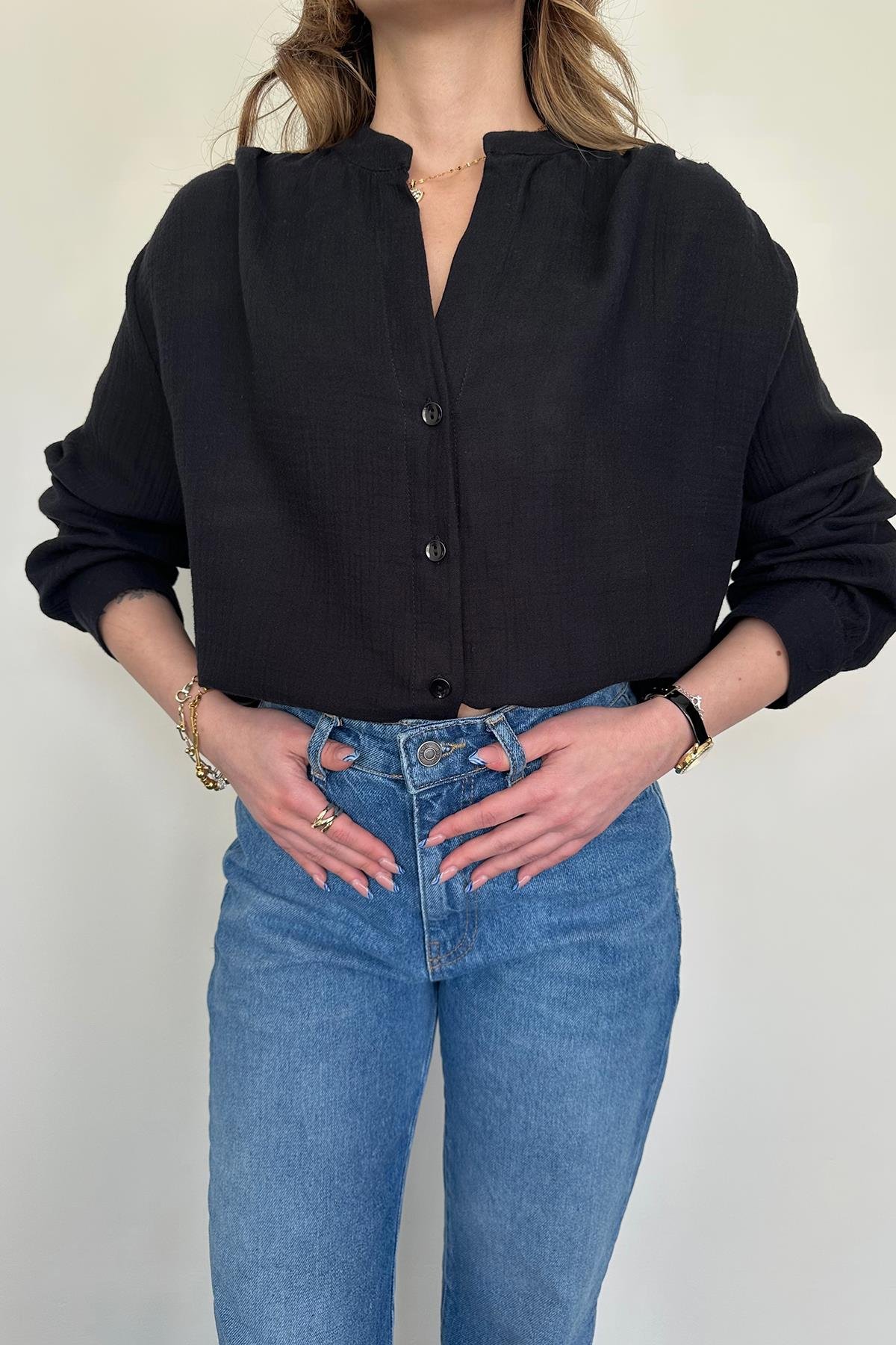 LEINENHEMD MIT RICHTERKRAGEN