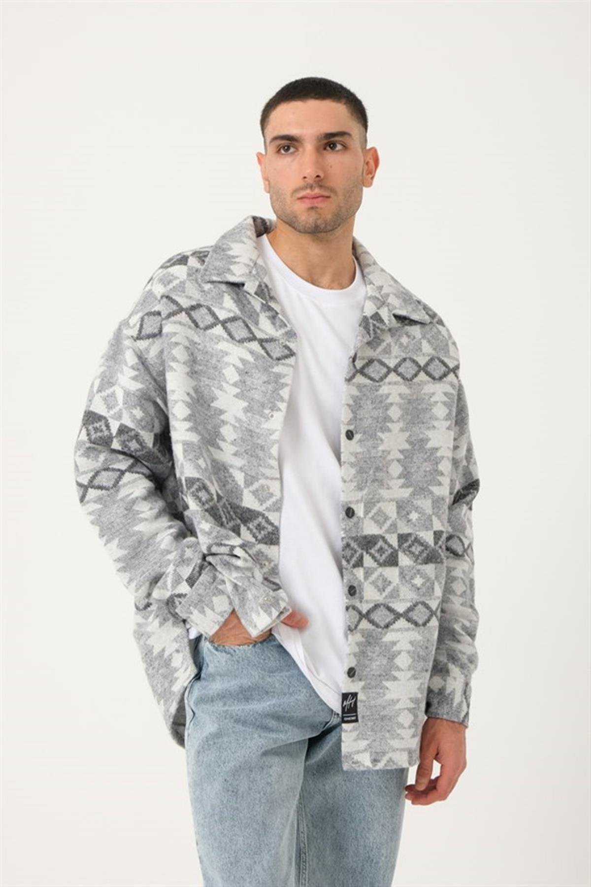 БЛЕСКОВАЯ РУБАШКА