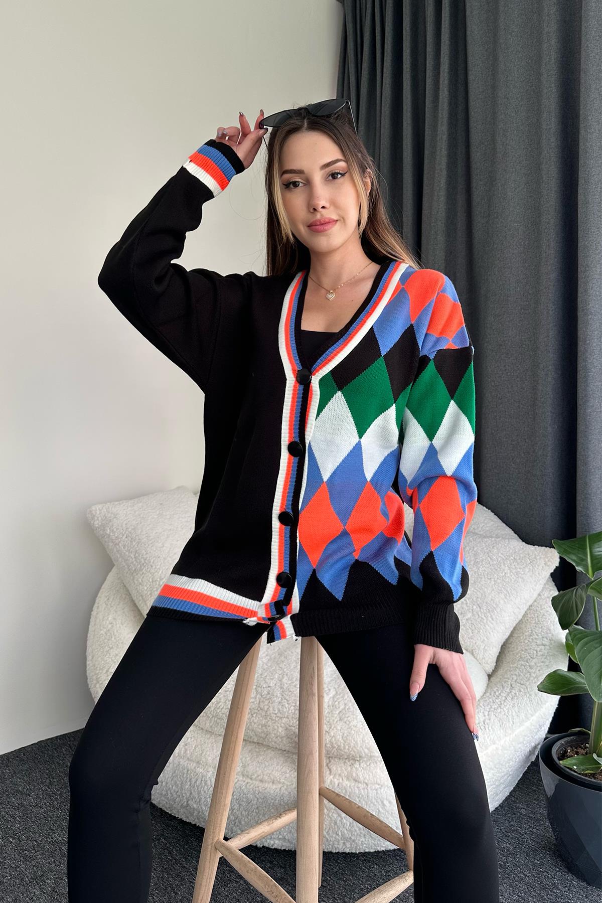 Strickjacke mit Baklava-Muster