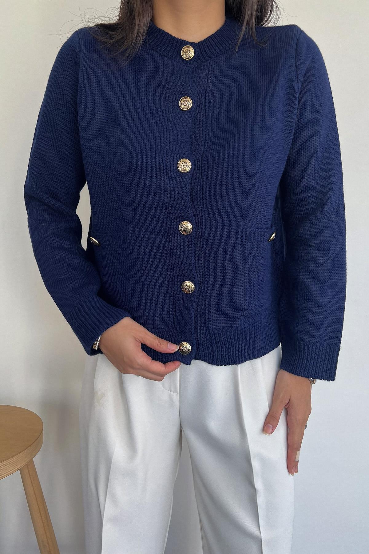 CEPLİ DÜĞME DETAYLI TRİKO HIRKA LACİVERT