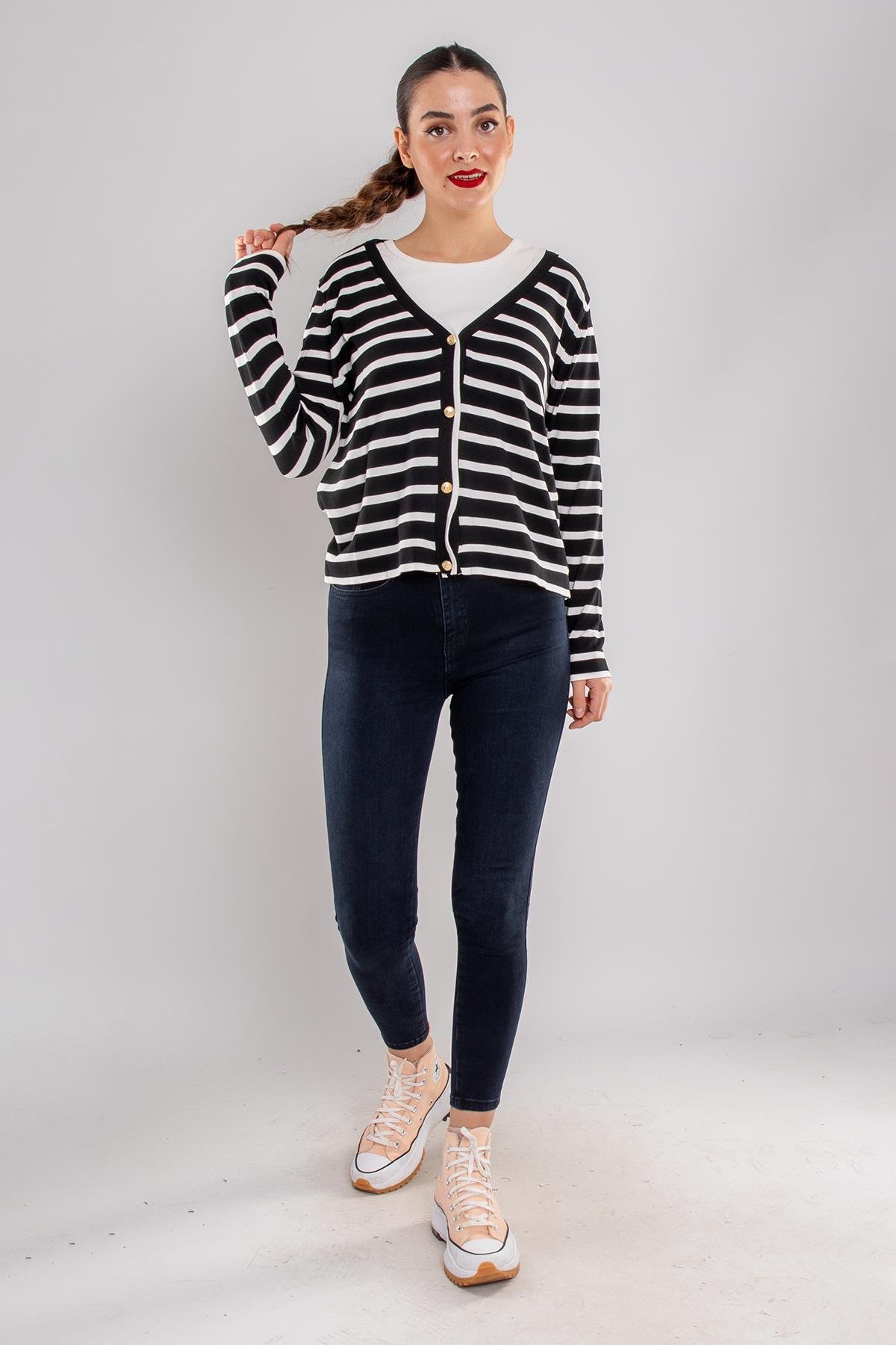 GESTREIFTER CARDIGAN