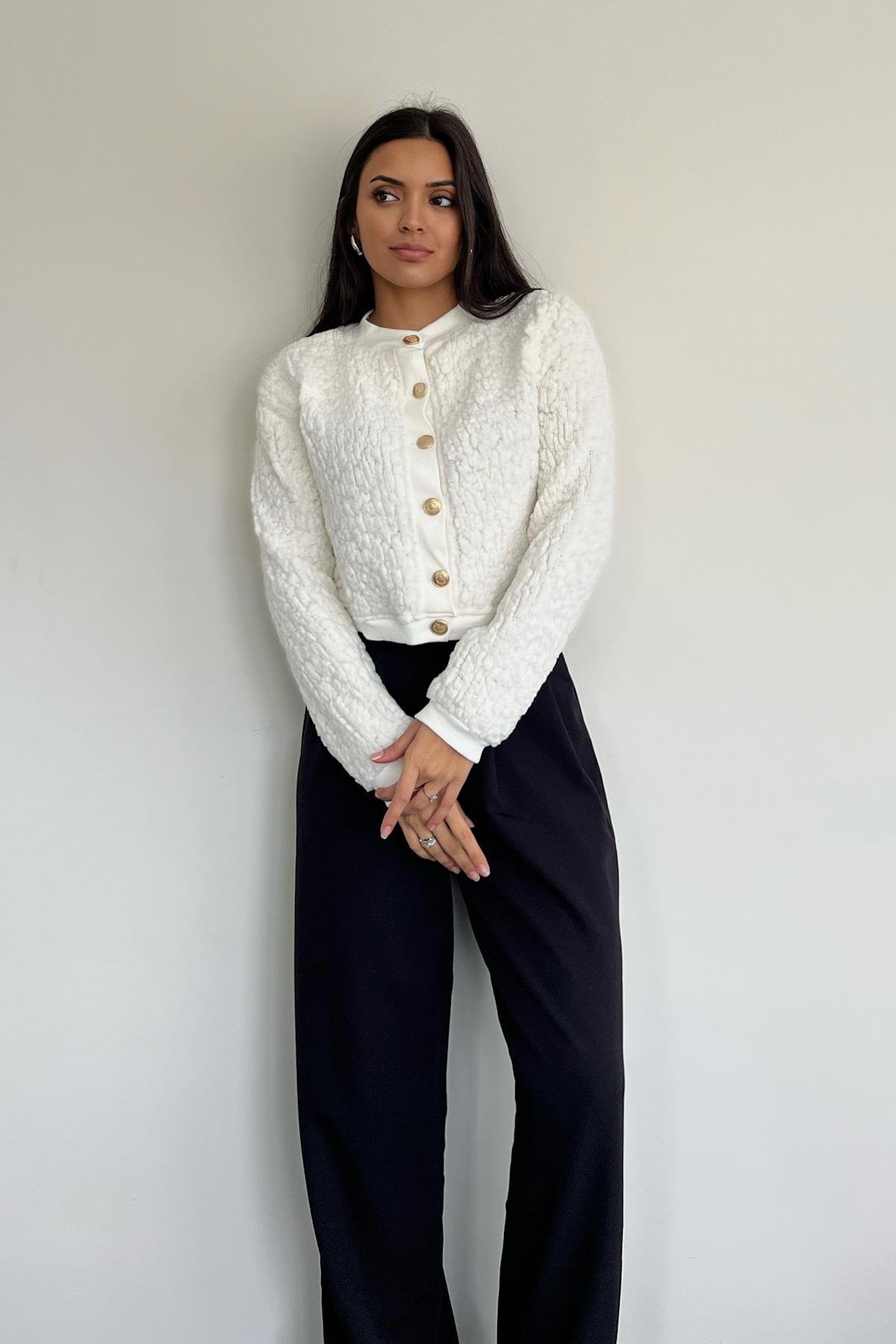 ПЛЮШОВЫЙ КАРДИГАН НА ПУГОВИЦАХ