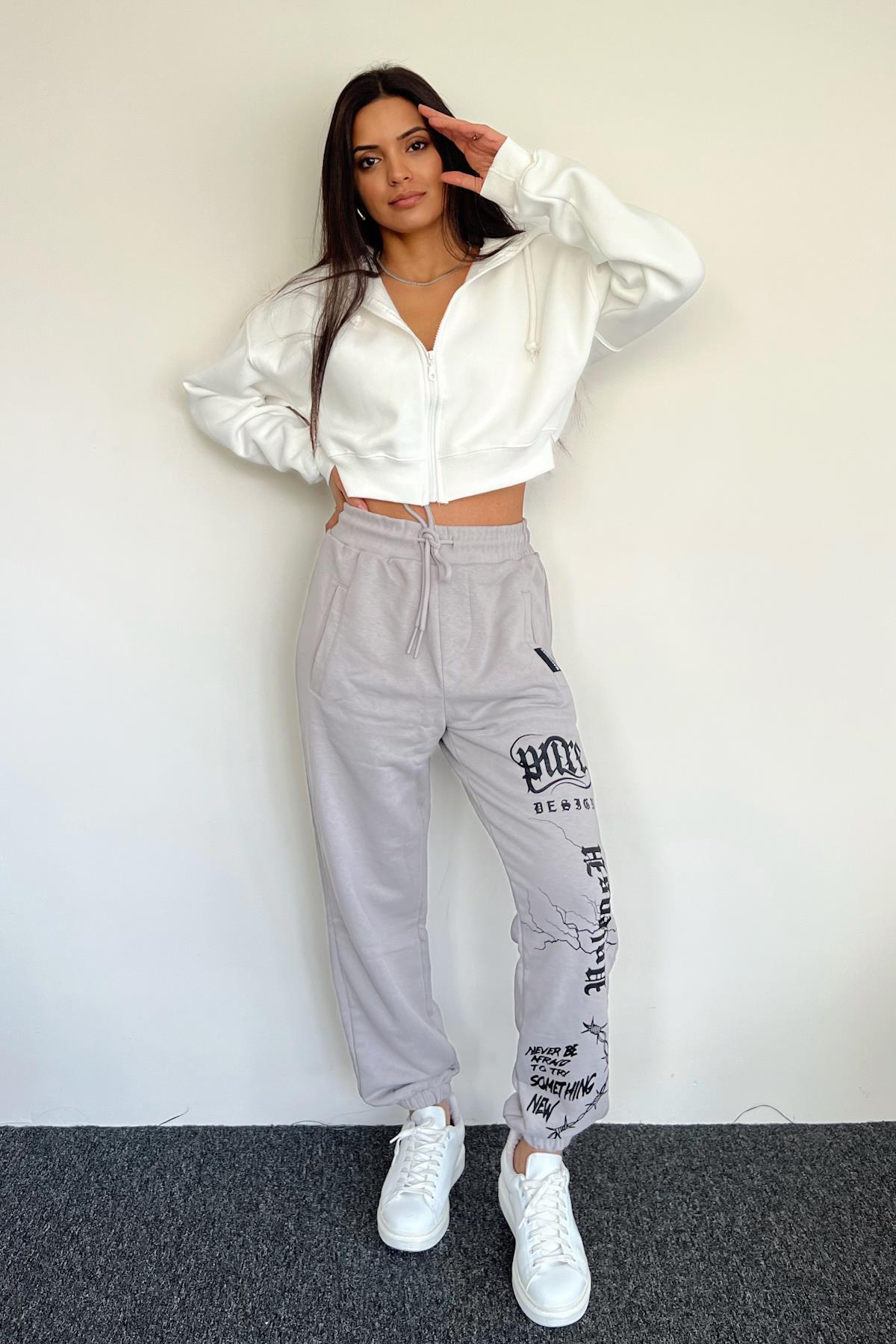 KURZER CROP-CARDIGAN MIT KAPUZE UND REISSVERSCHLUSS