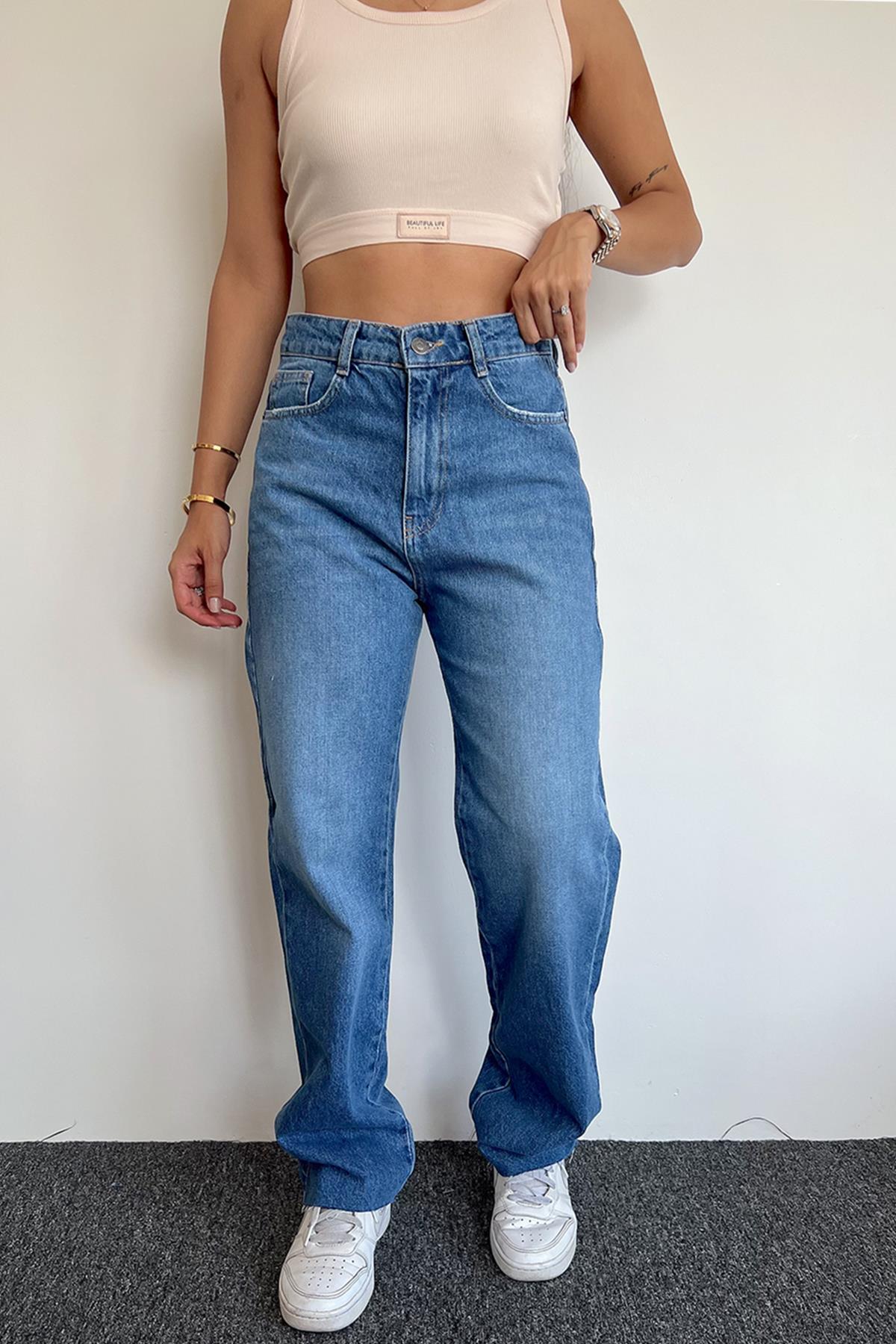 PAÇASI KESİK DETAYLI JEANS KOYU MAVİ