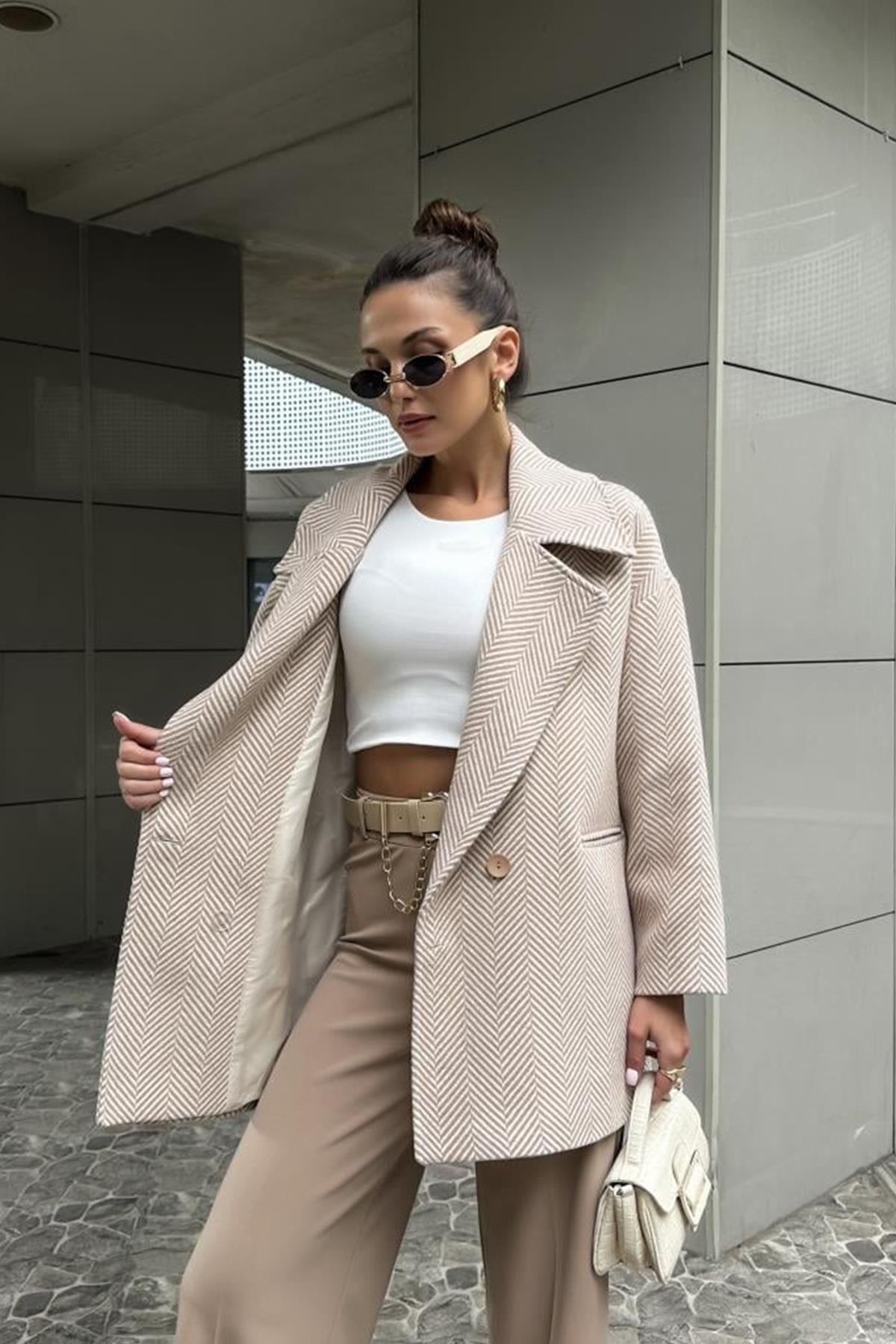 BALIK SIRTI ARA BOY DÜĞMELİ KABAN TAŞ