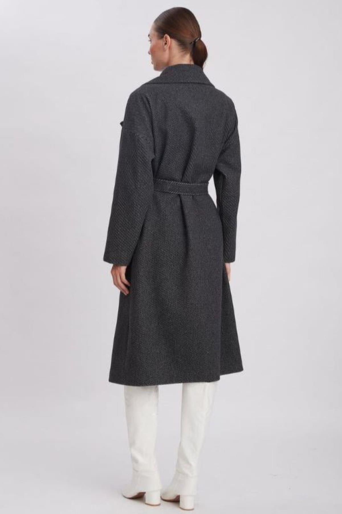 KIRÇILLI KUŞAKLI KRUVAZE YAKA KABAN ANTRASİT