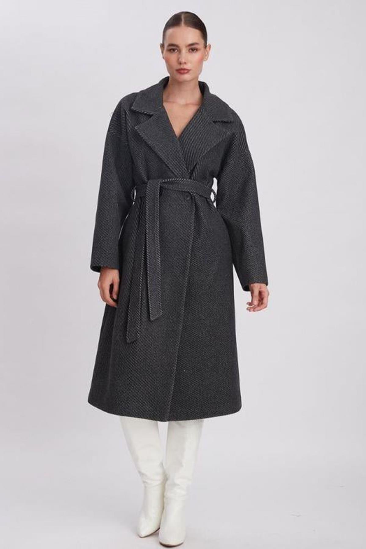 KIRÇILLI KUŞAKLI KRUVAZE YAKA KABAN ANTRASİT