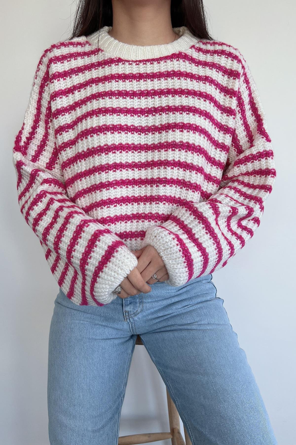 BİSİKLET YAKA OVERSİZE TRİKO KAZAK FUŞYA-EKRU