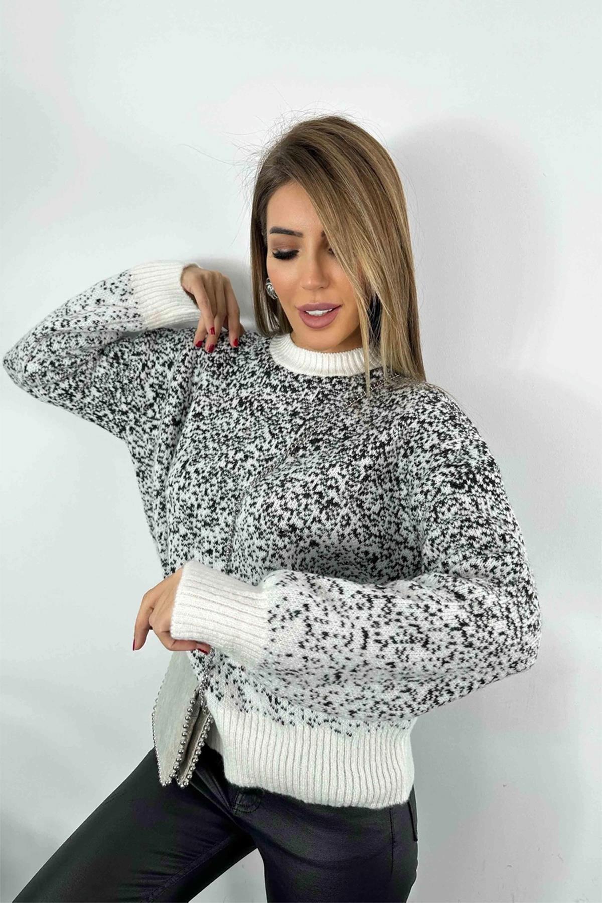 BİSİKLET YAKA TAŞLI TÜYLÜ KAZAK GRİ