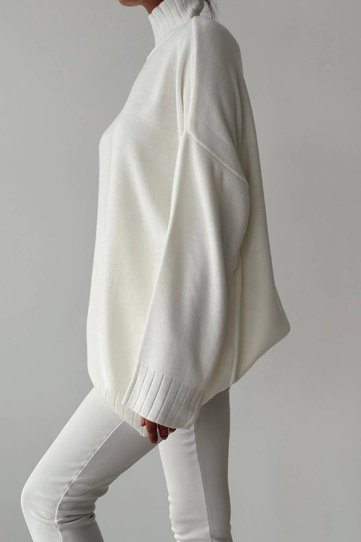 DİK YAKA ARA BOY TRİKO KAZAK EKRU