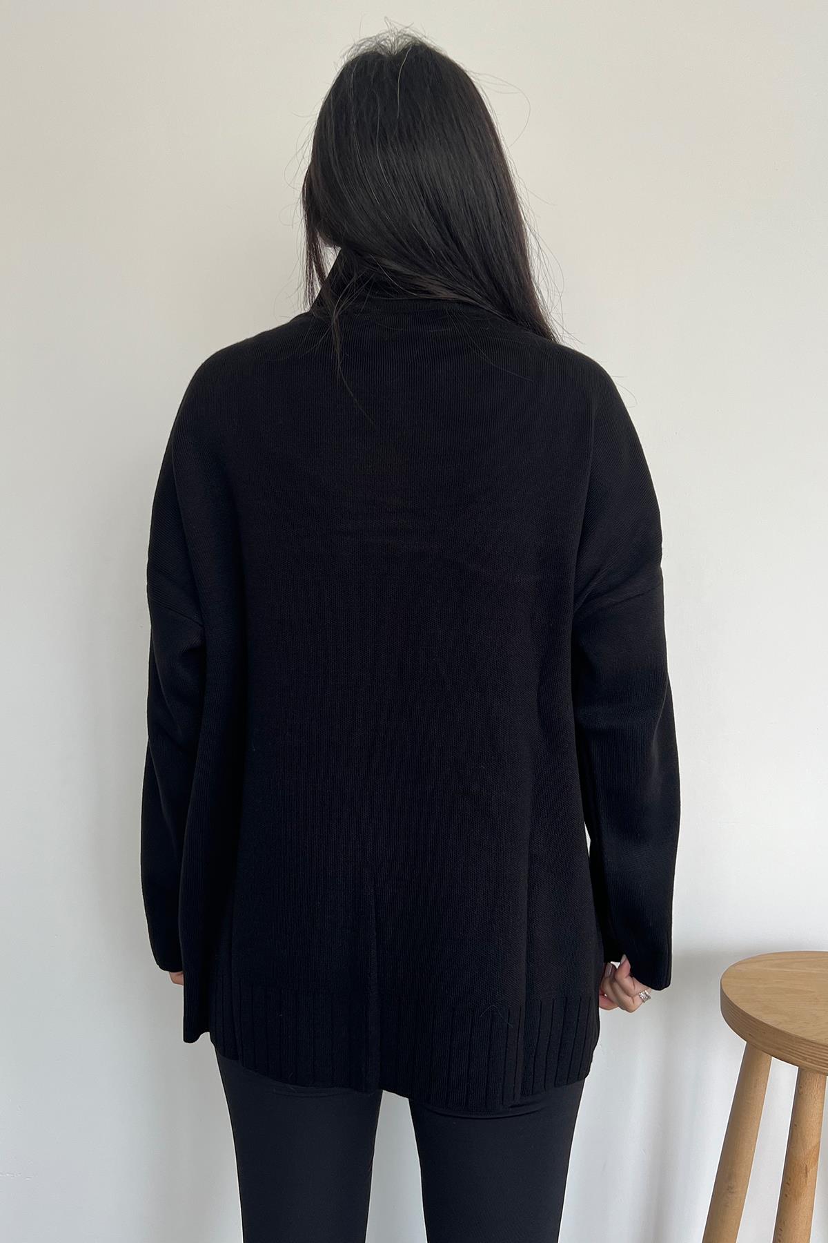 DİK YAKA ARA BOY TRİKO KAZAK SİYAH