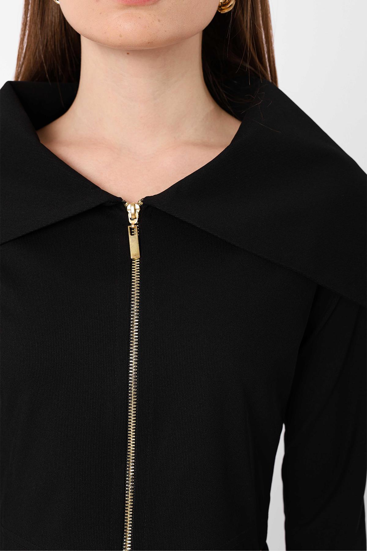 WIDE COLLAR ZIPPER CROP SWEATER