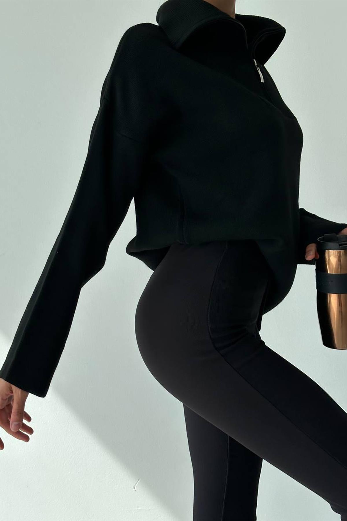 GENİŞ YAKA FERMUARLI TRİKO KAZAK SİYAH