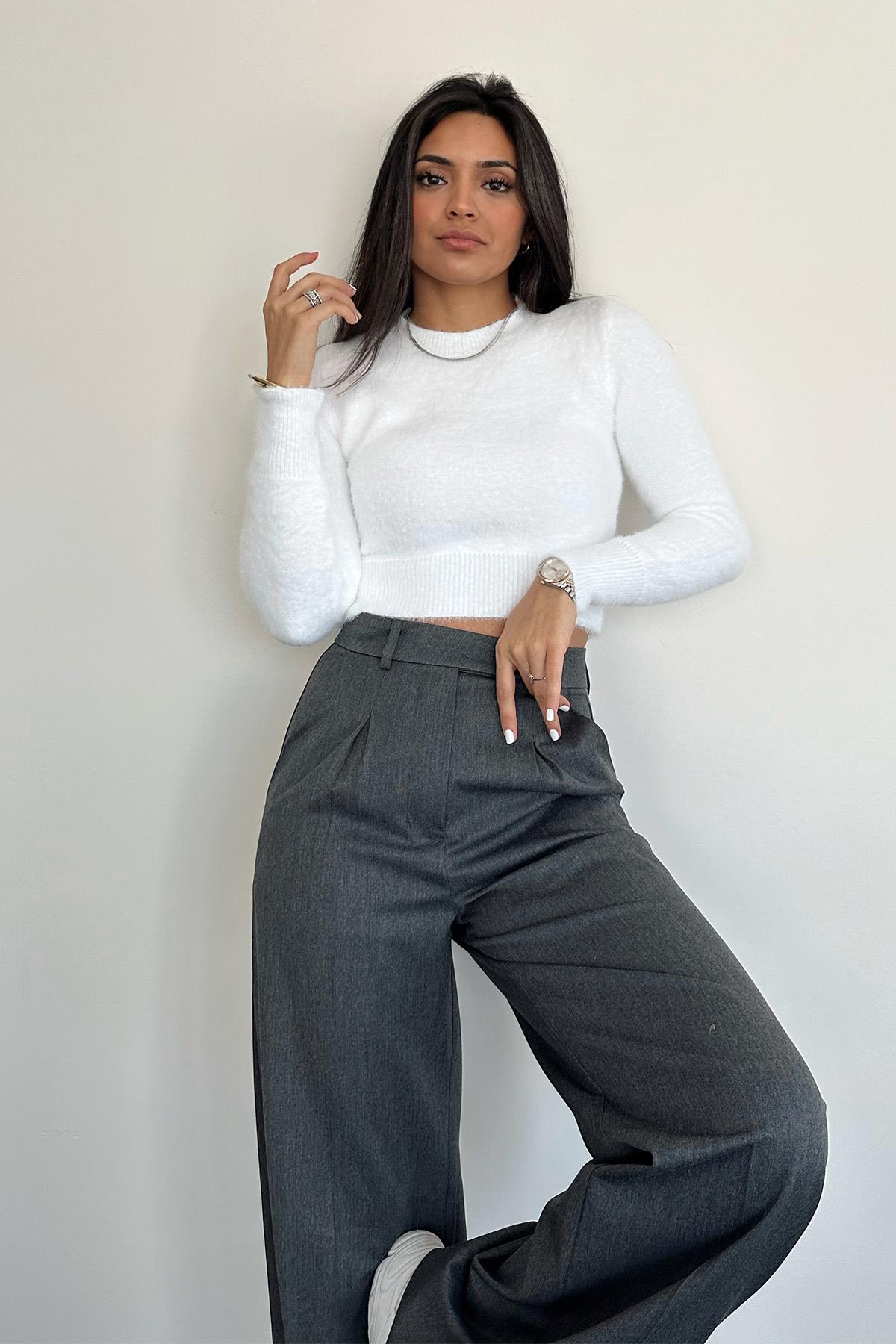 PELUŞ BİSİKLET YAKA BELİ LASTİKLİ KAZAK EKRU