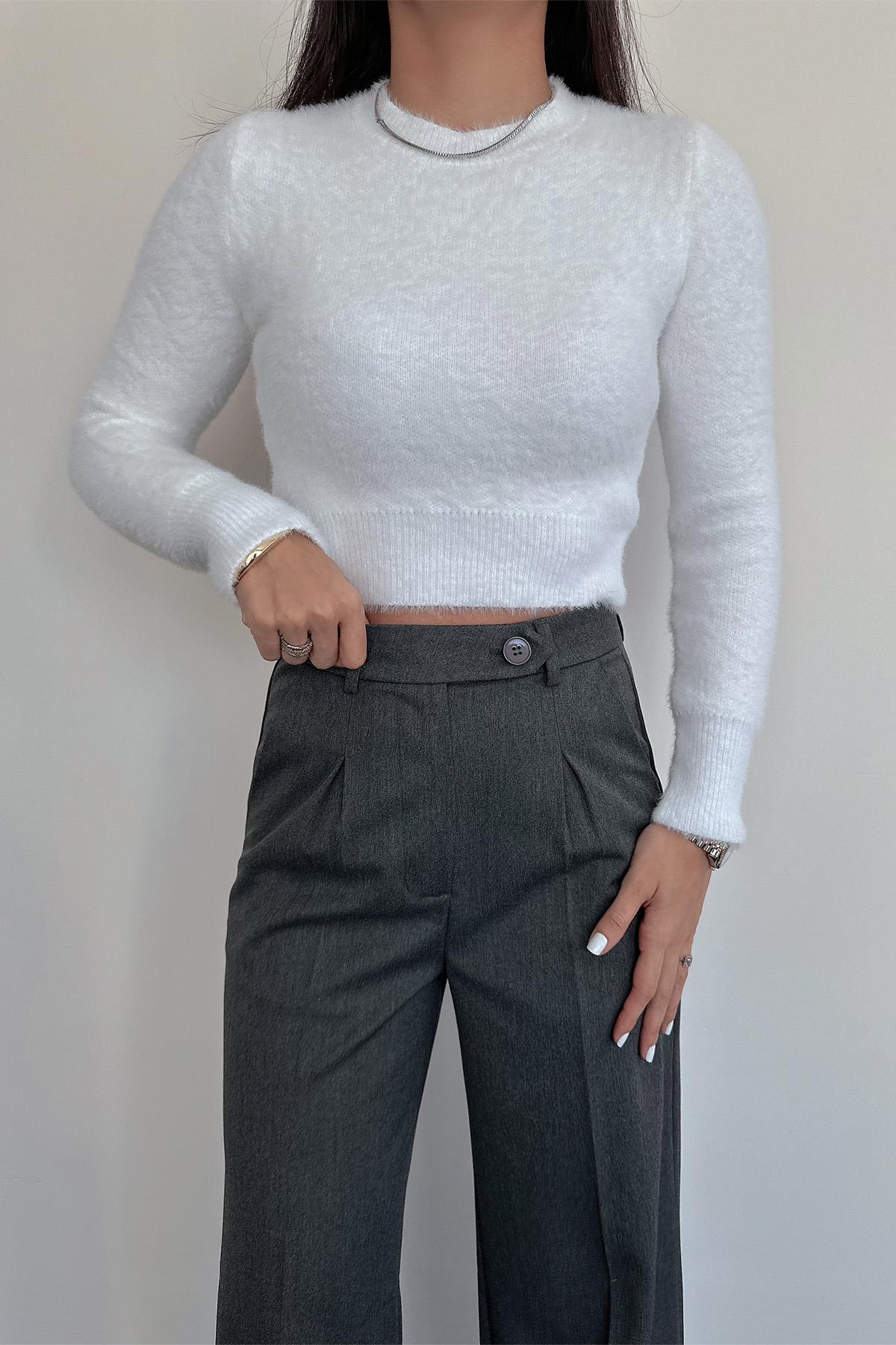 PELUŞ BİSİKLET YAKA BELİ LASTİKLİ KAZAK EKRU