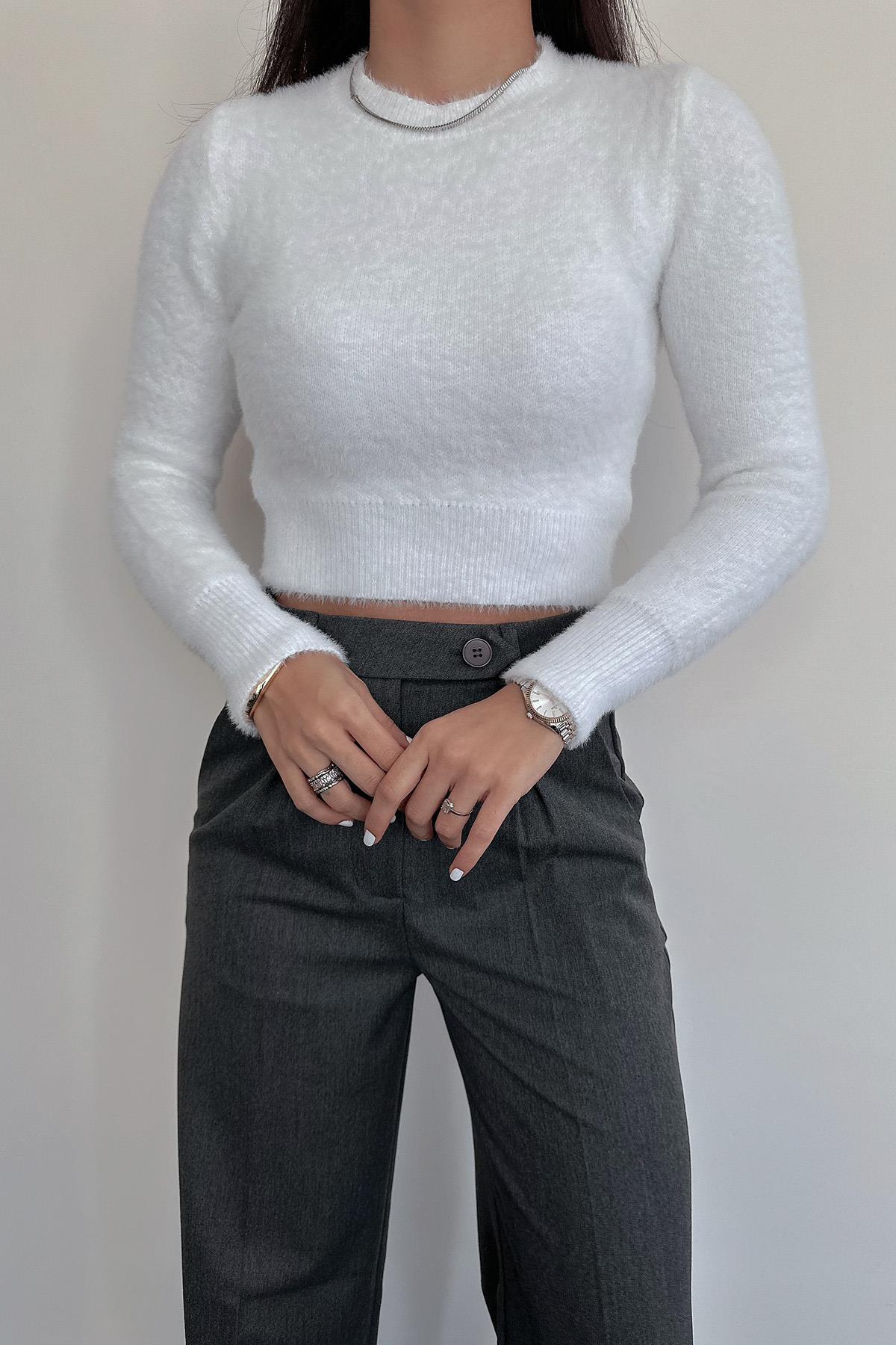 PELUŞ BİSİKLET YAKA BELİ LASTİKLİ KAZAK EKRU