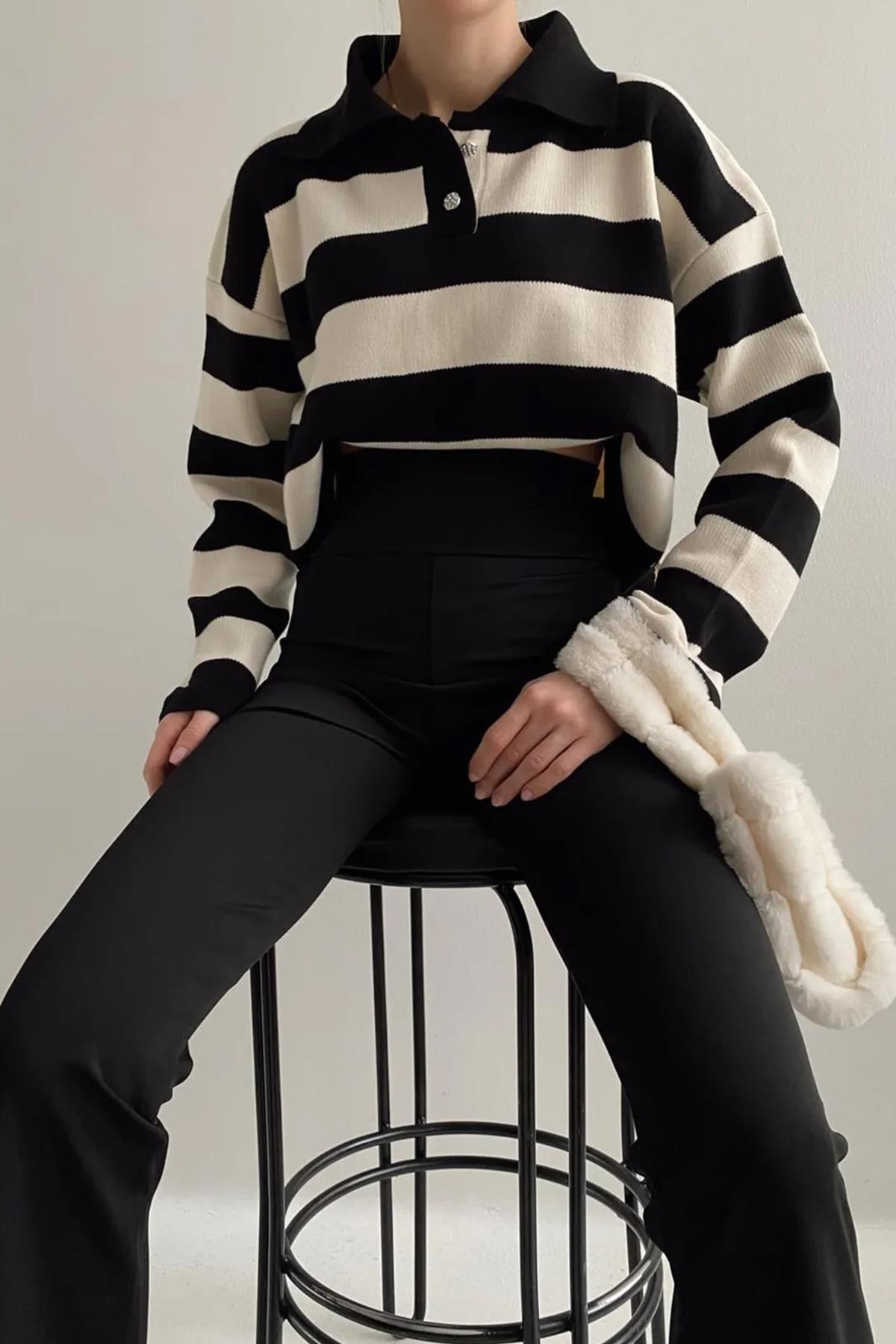 POLO YAKA TAŞLI DÜĞMELİ CROP KAZAK SİYAH-EKRU