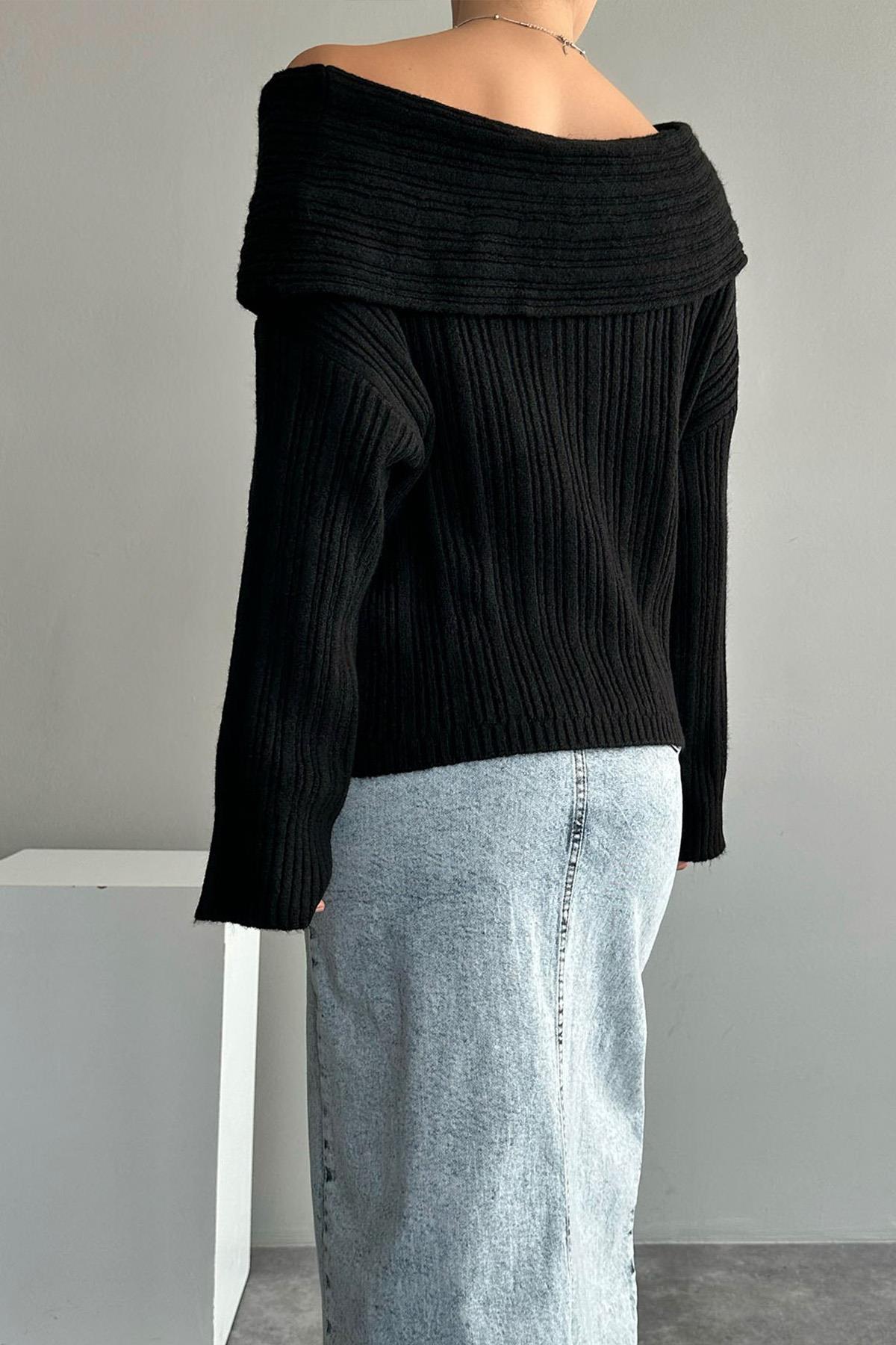 TRİKO KAYIK YAKA KAZAK SİYAH