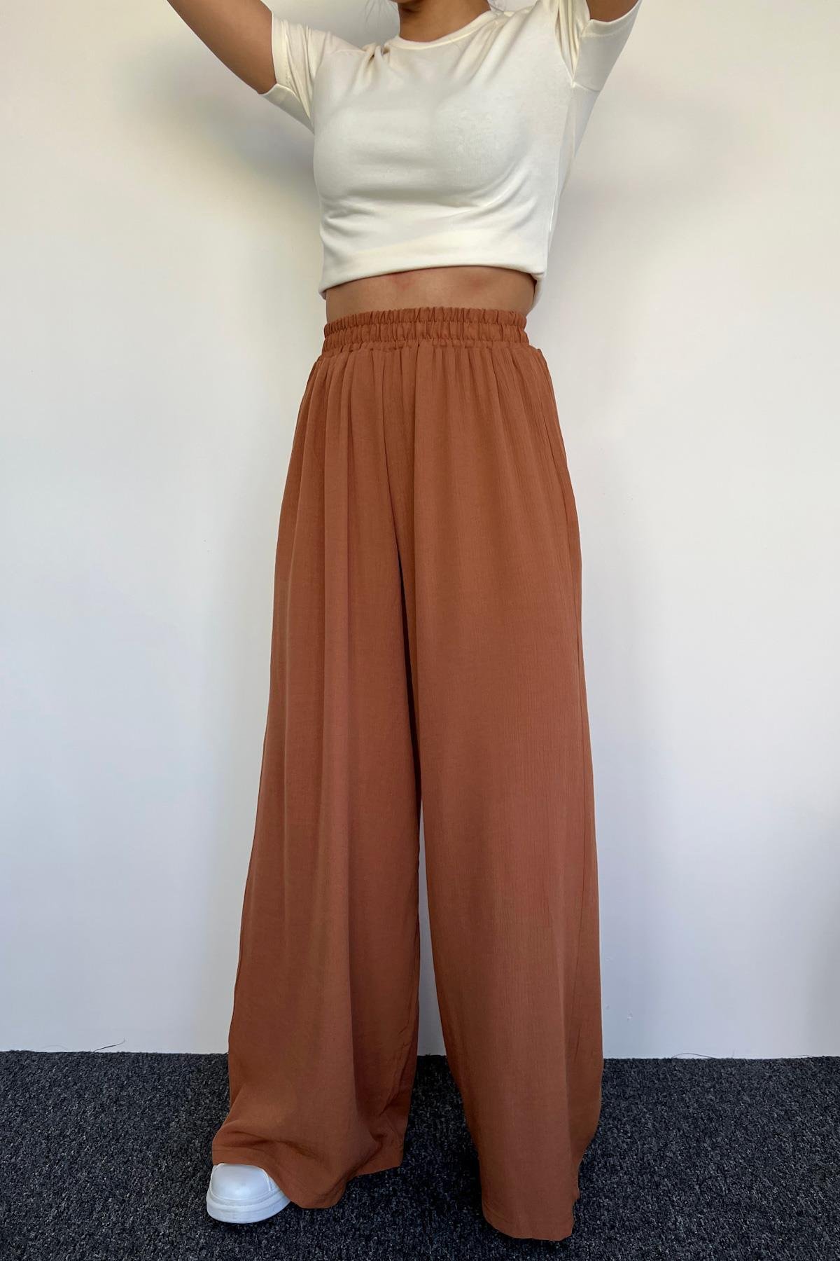 بنطال بالازو بخصر مطاطي