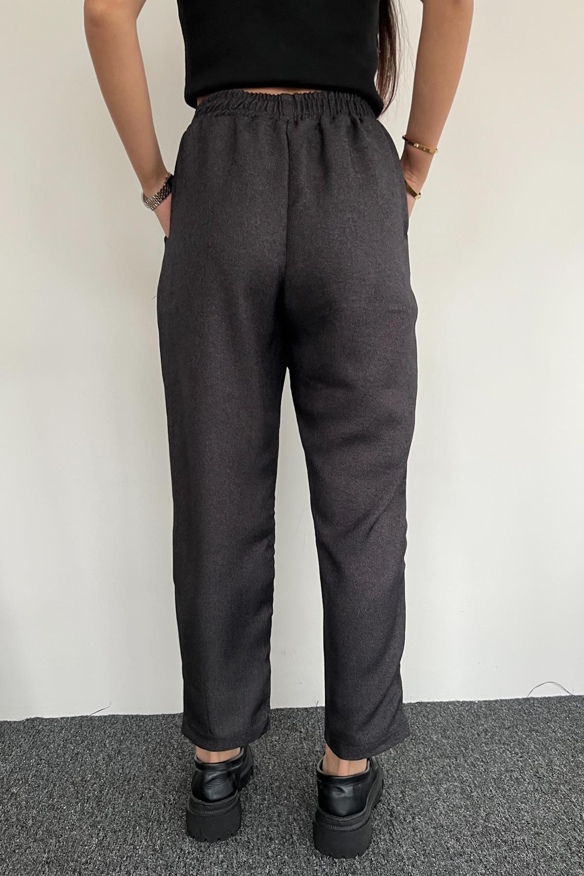 HAVUÇ KESİM BELİ LASTİKLİ KUMAŞ PANTOLON ANTRASİT