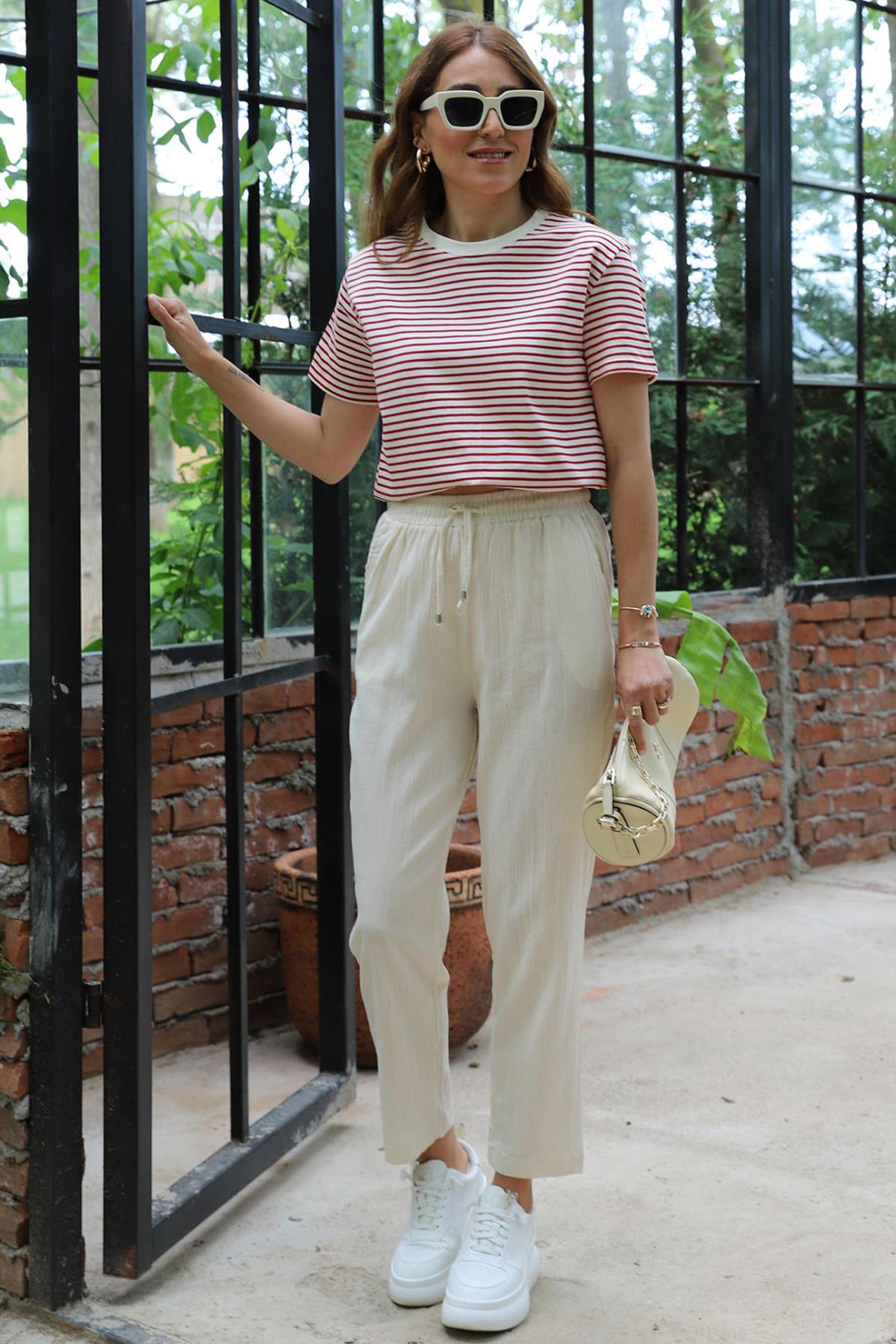 HOSE AUS BAUMWOLLE IM KAROTTENSCHNITT MIT ELASTISCHEM BUND