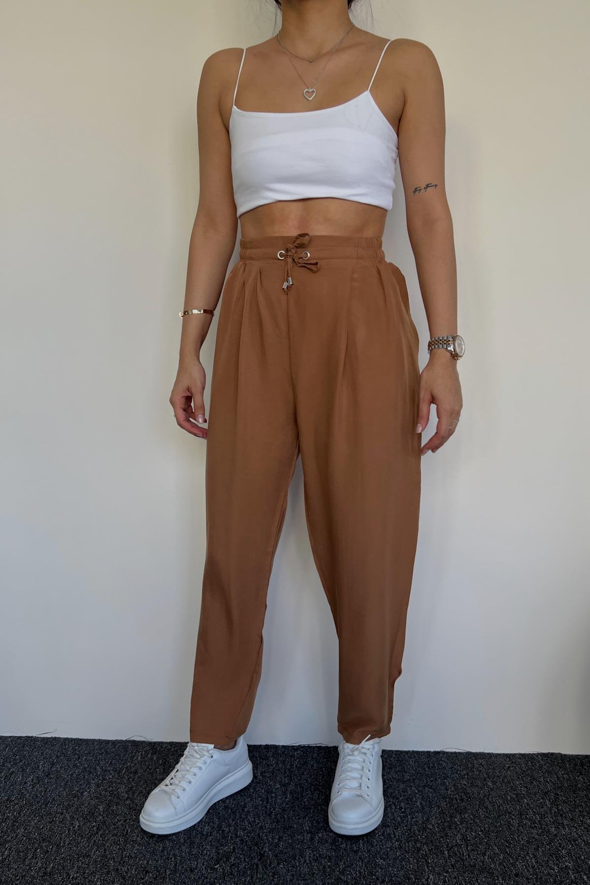 بنطال شرابة بقطع الجزر