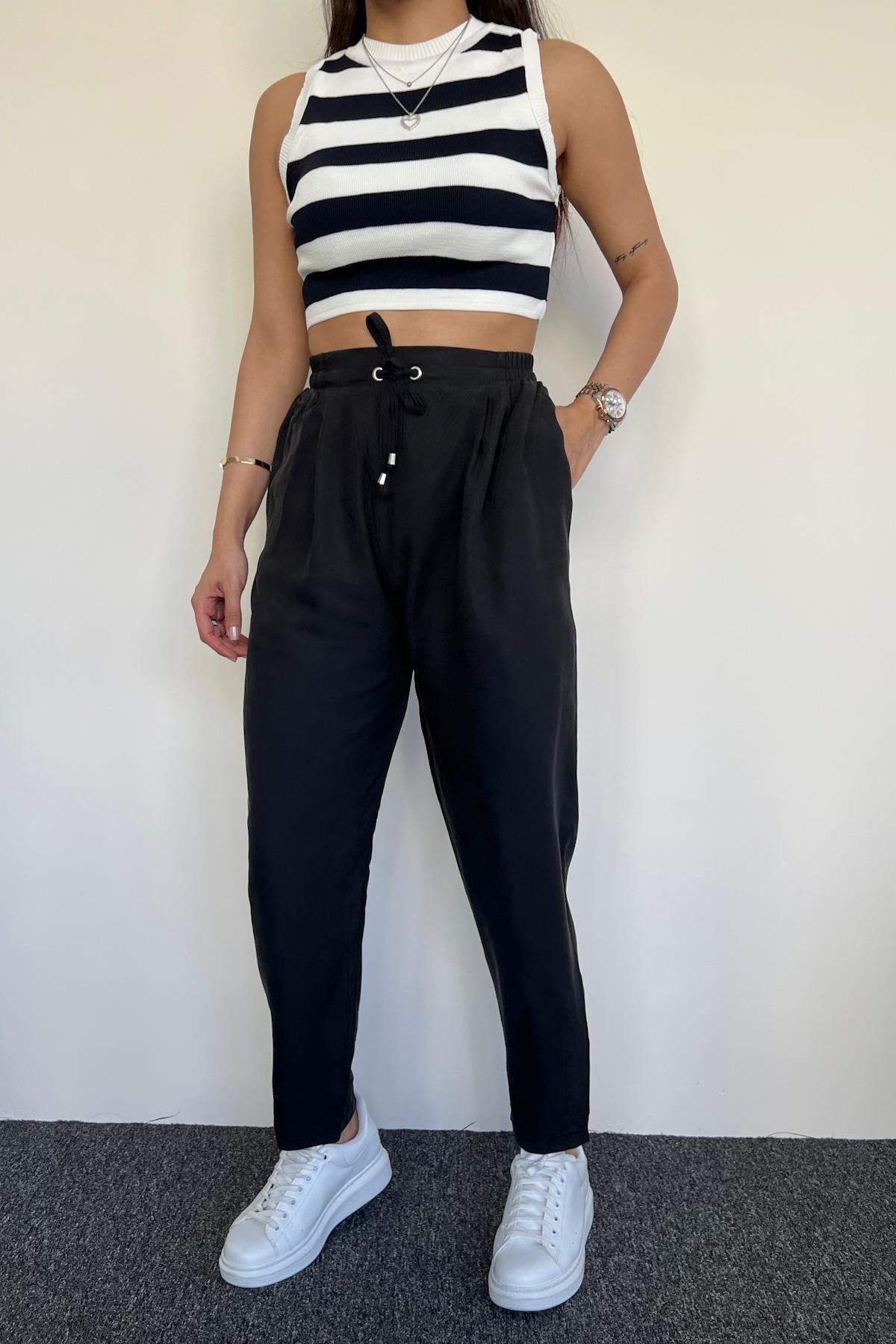 БРЮКИ-МОРКОВКИ