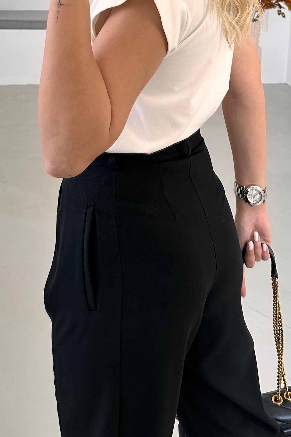 PAÇA DÜĞME DETAY PİLİSELİ SLOUCHY PANTOLON SİYAH