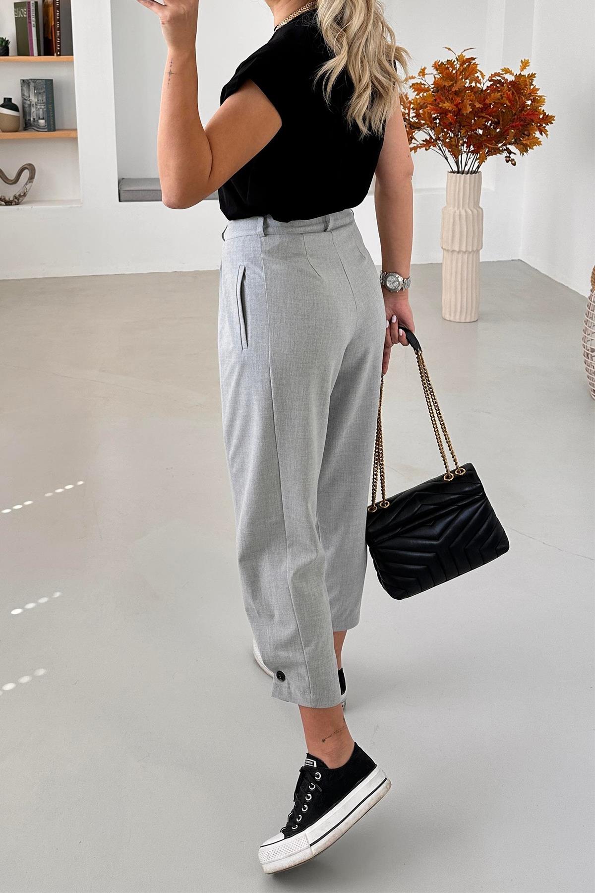 PAÇA DÜĞME DETAY PİLİSELİ SLOUCHY PANTOLON GRİ