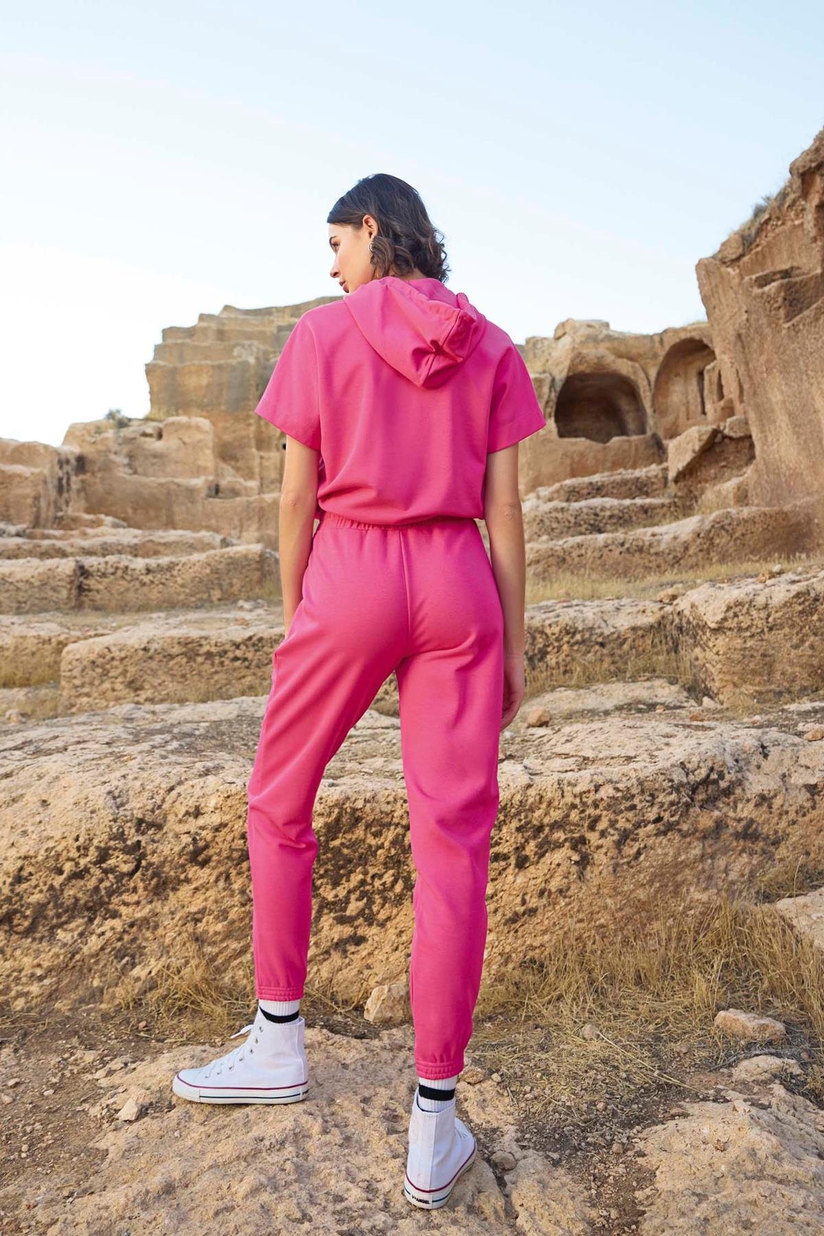 23089 EŞOFMAN TK. K. K. PEMBE