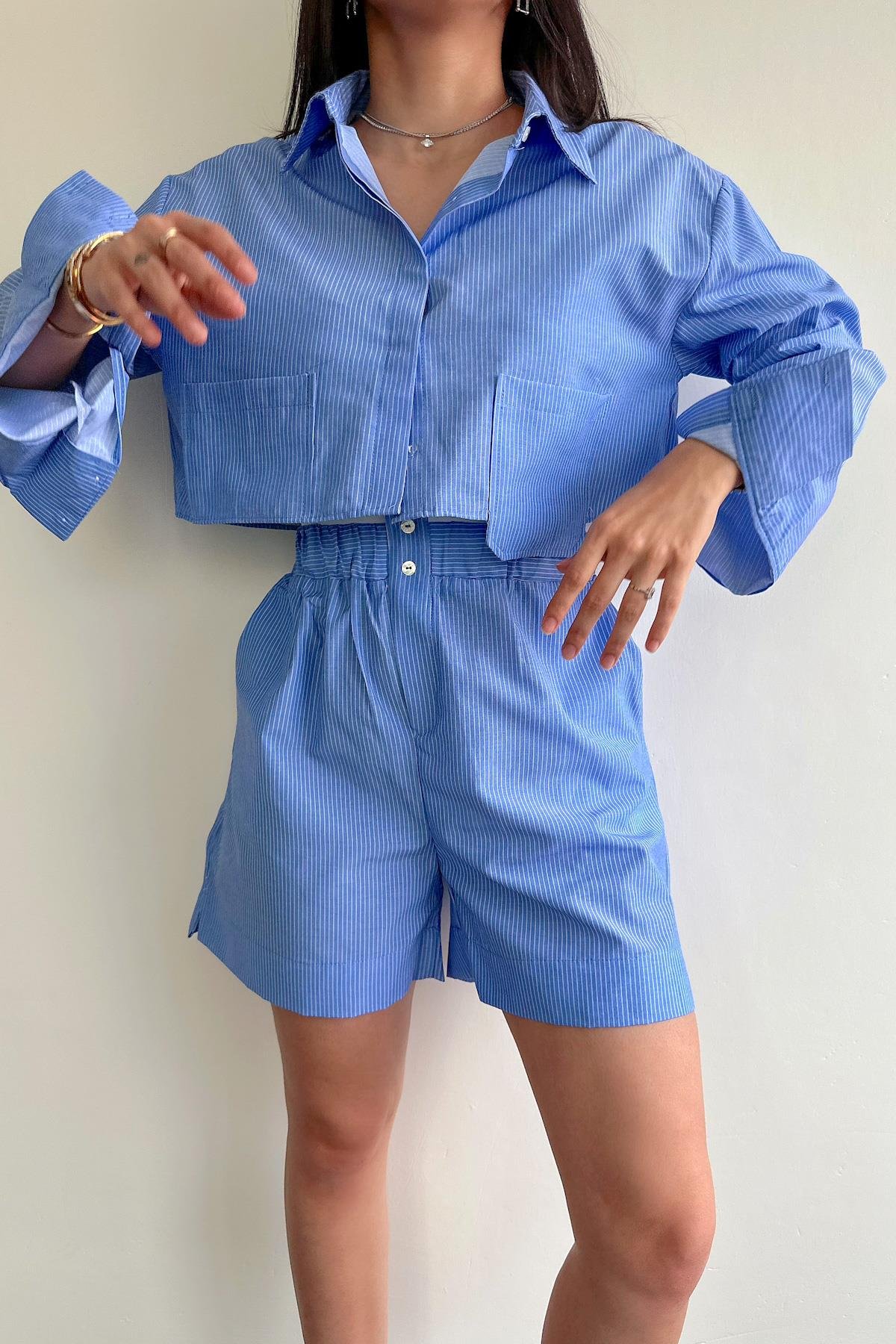 HIJAB WAIST AND BUTTON DETAILED SHORTS