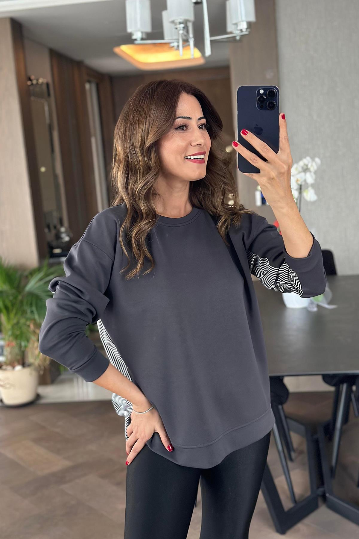 ARKASI GÖMLEK DETAYLI UZUN KOLLU İNCE SWEAT FÜME