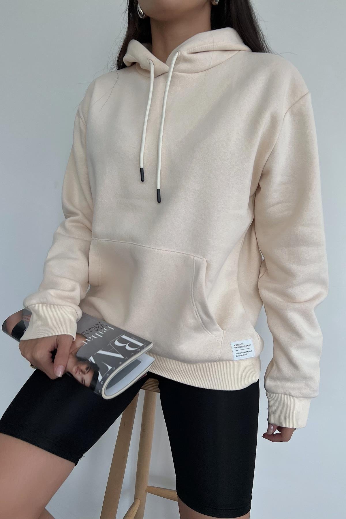 HOODED KANGAROO POCKET SWEATSIRT