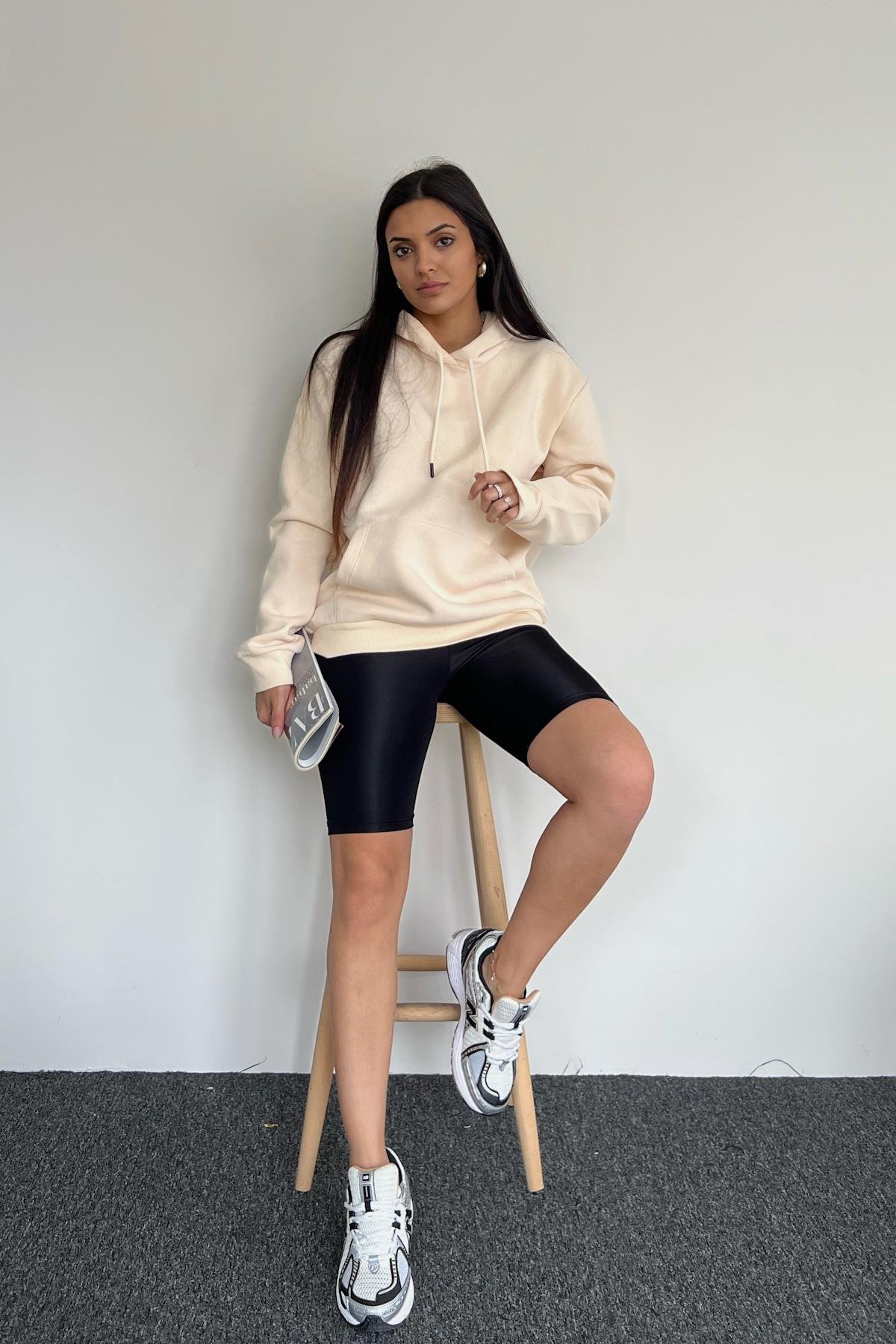 HOODED KANGAROO POCKET SWEATSIRT