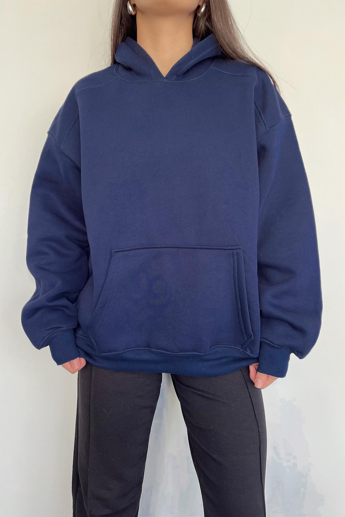 BASIC-SWEATSHIRT MIT KAPUZE