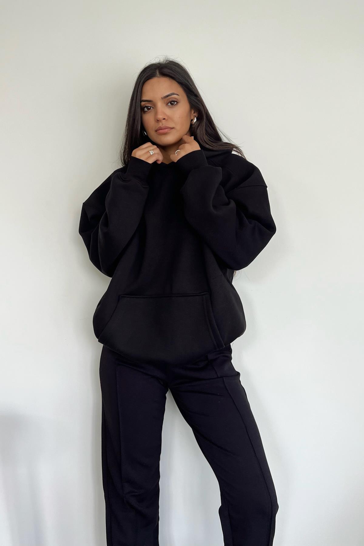 БАЗОВЫЙ СВИТШОТ С КАПЮШОНОМ