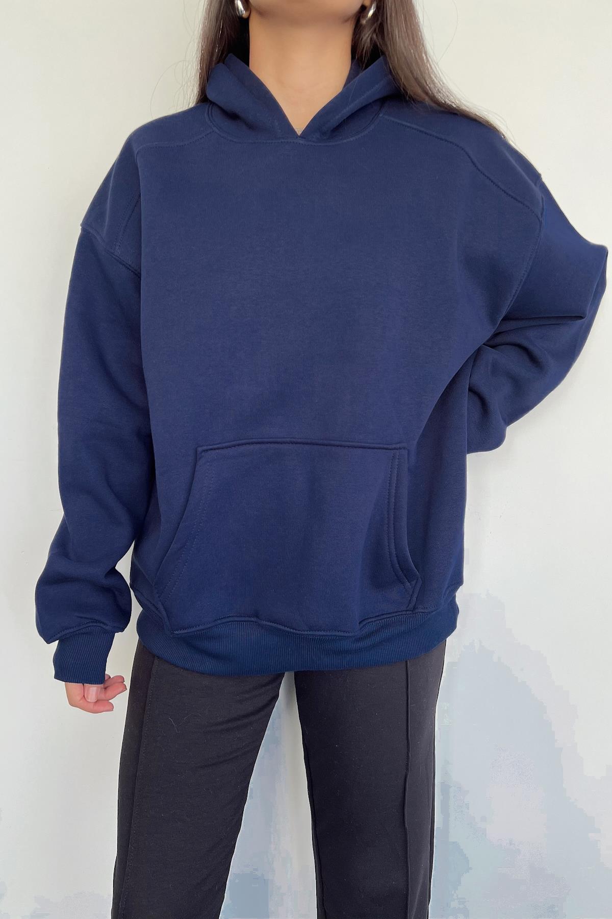 BASIC-SWEATSHIRT MIT KAPUZE